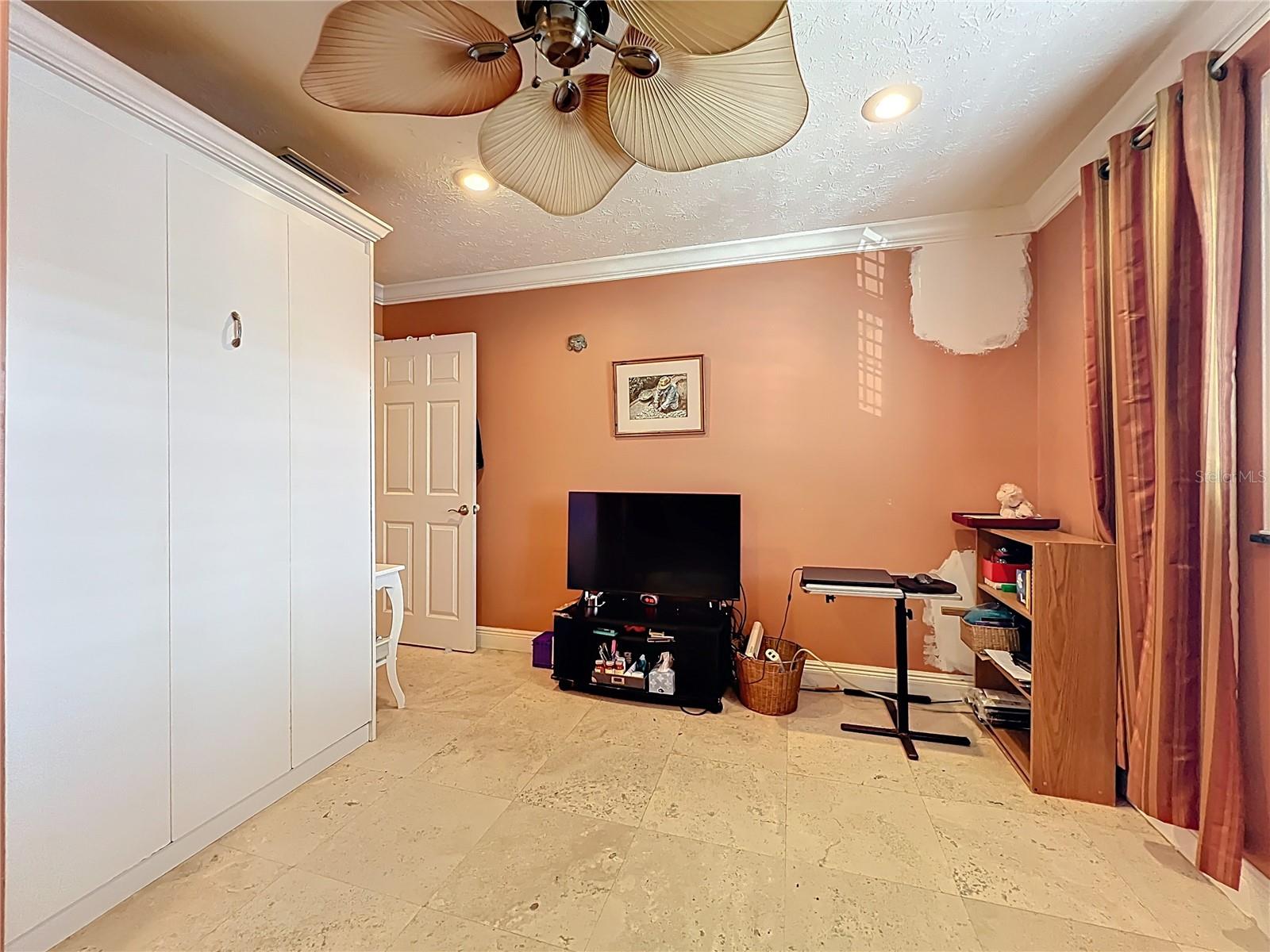 PLANTATION APTS ORLANDO - Residential