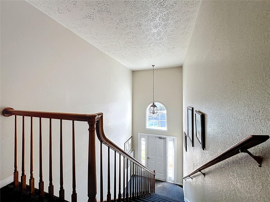 Photo of 4212 Lake Underhill Road #5D11, Orlando, FL 32803 (MLS # O6404929)