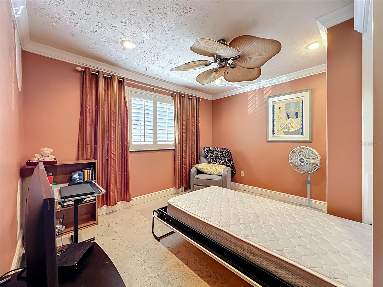 PLANTATION APTS ORLANDO - Residential
