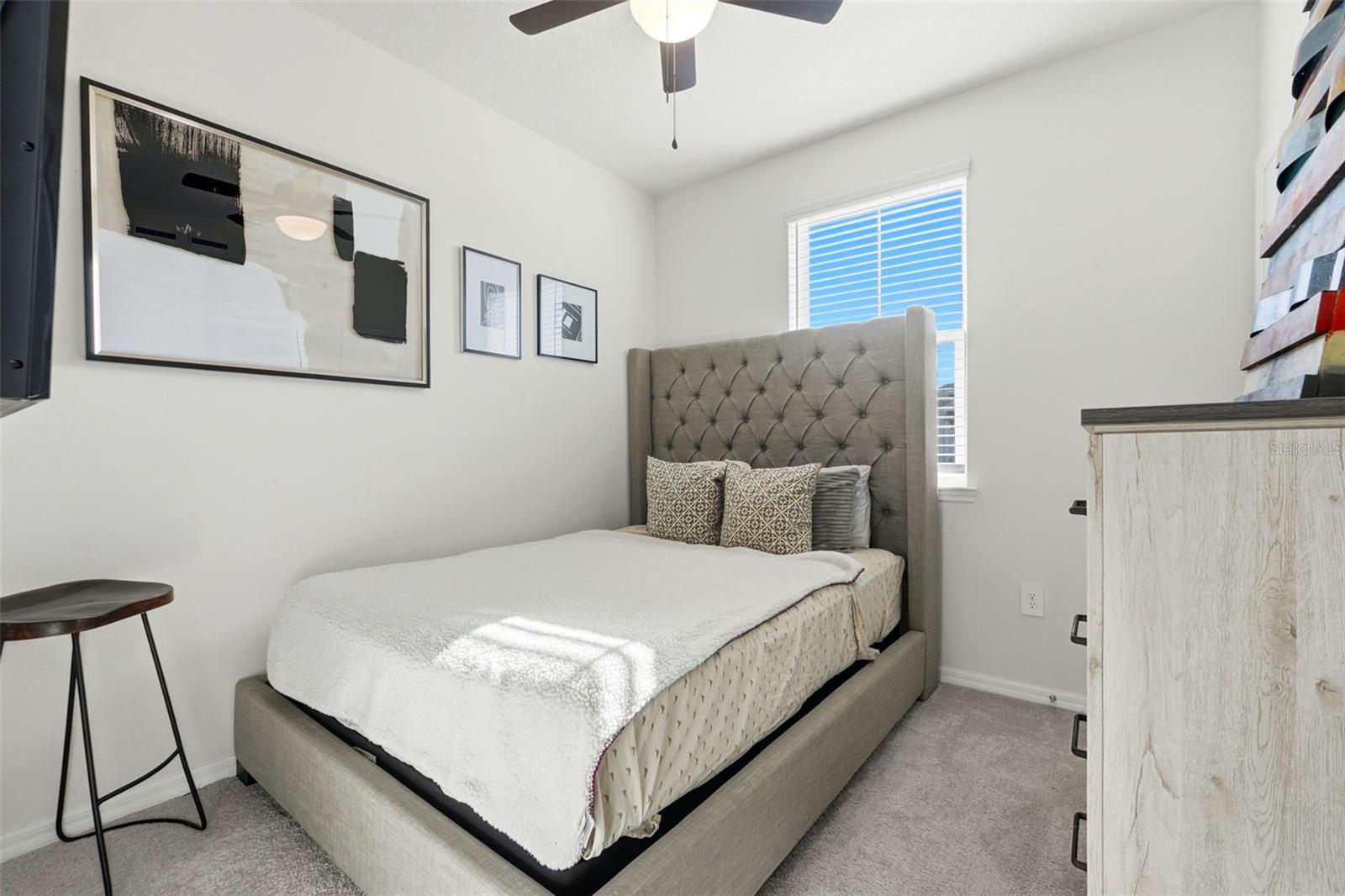 CREEKSIDE TOWNHOMES - Residential Lease