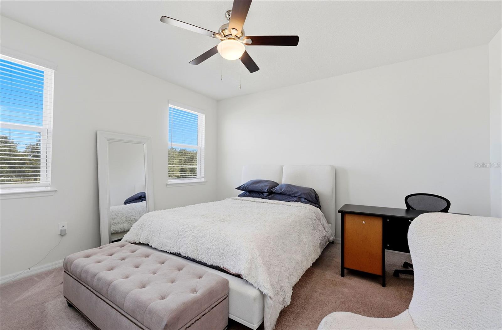 CREEKSIDE TOWNHOMES - Residential Lease