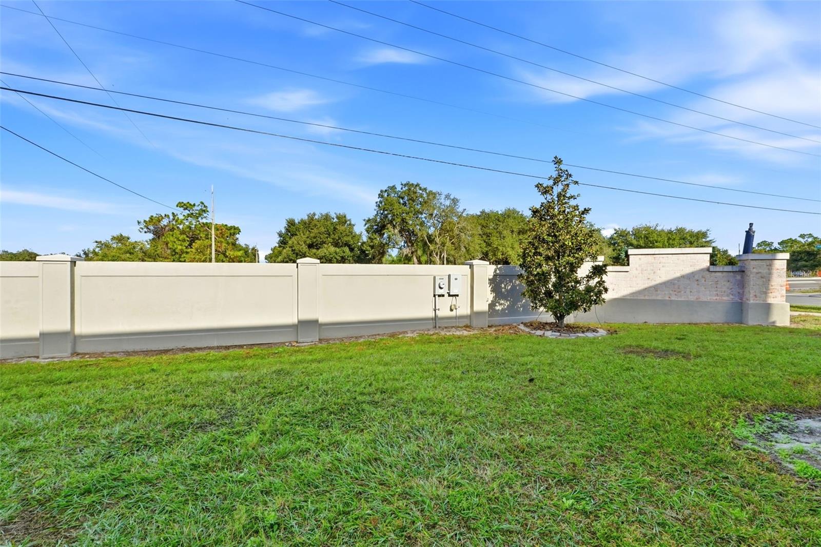 CREEKSIDE TOWNHOMES - Residential Lease