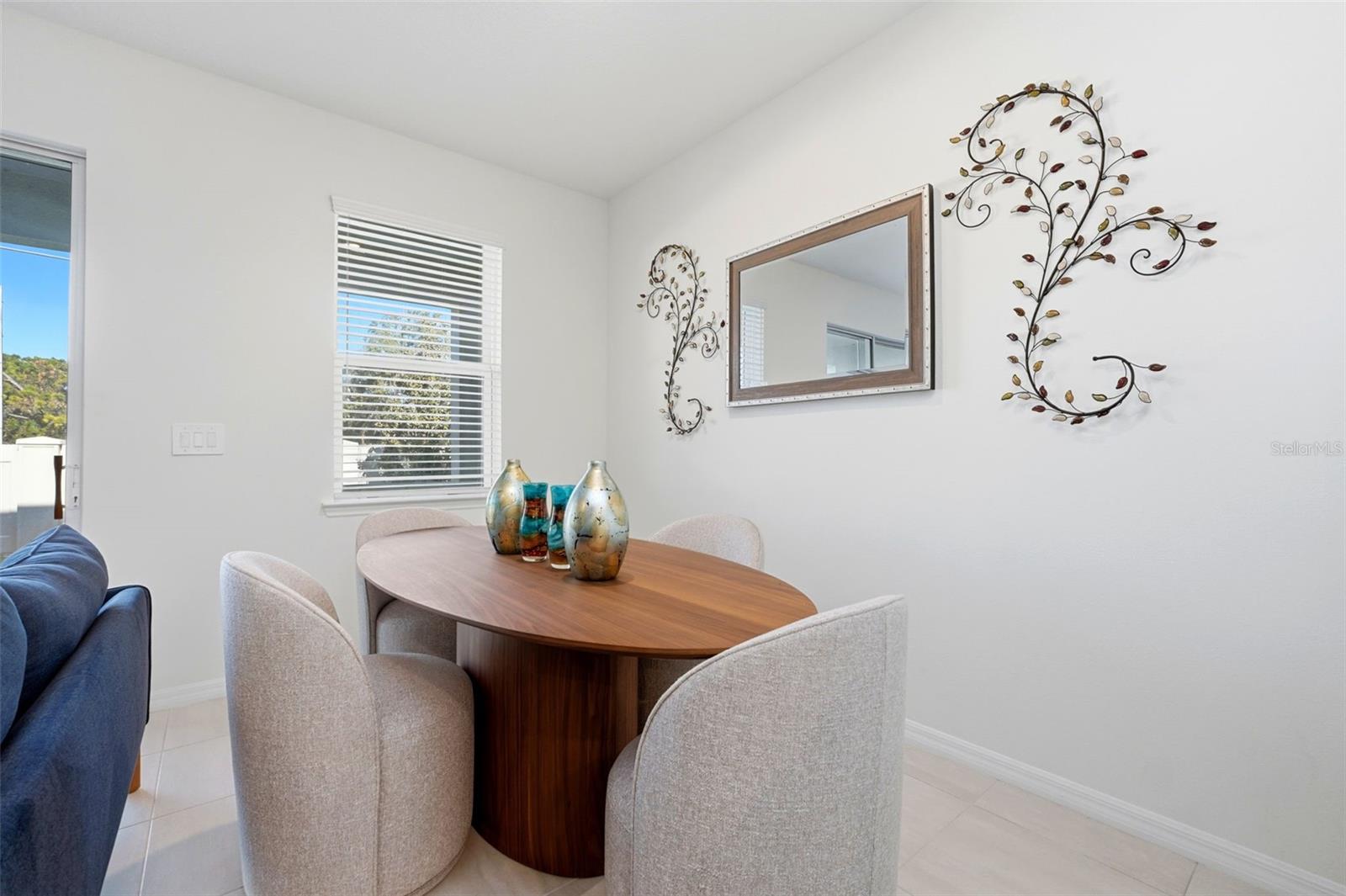 CREEKSIDE TOWNHOMES - Residential Lease