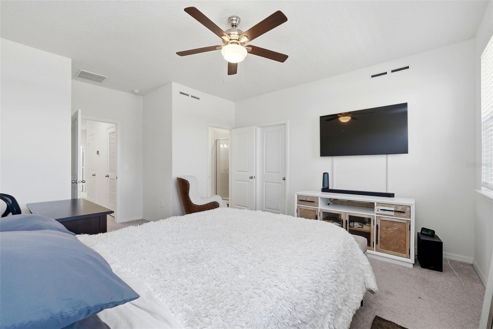 CREEKSIDE TOWNHOMES - Residential Lease