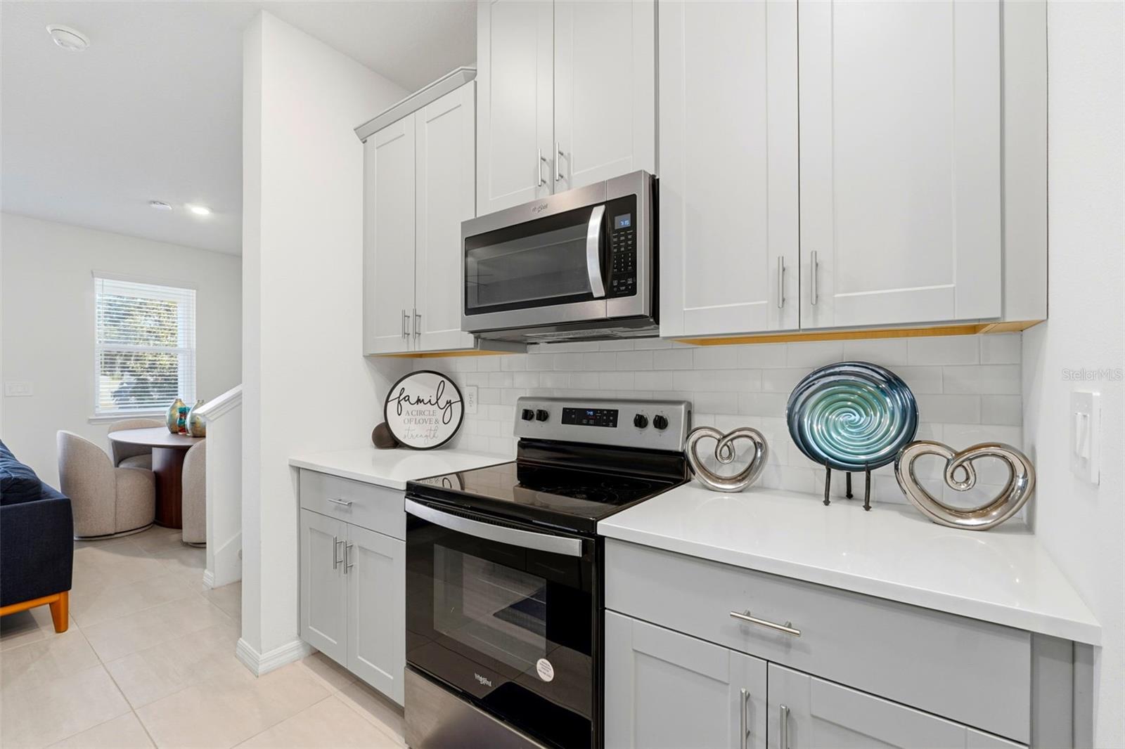 CREEKSIDE TOWNHOMES - Residential Lease