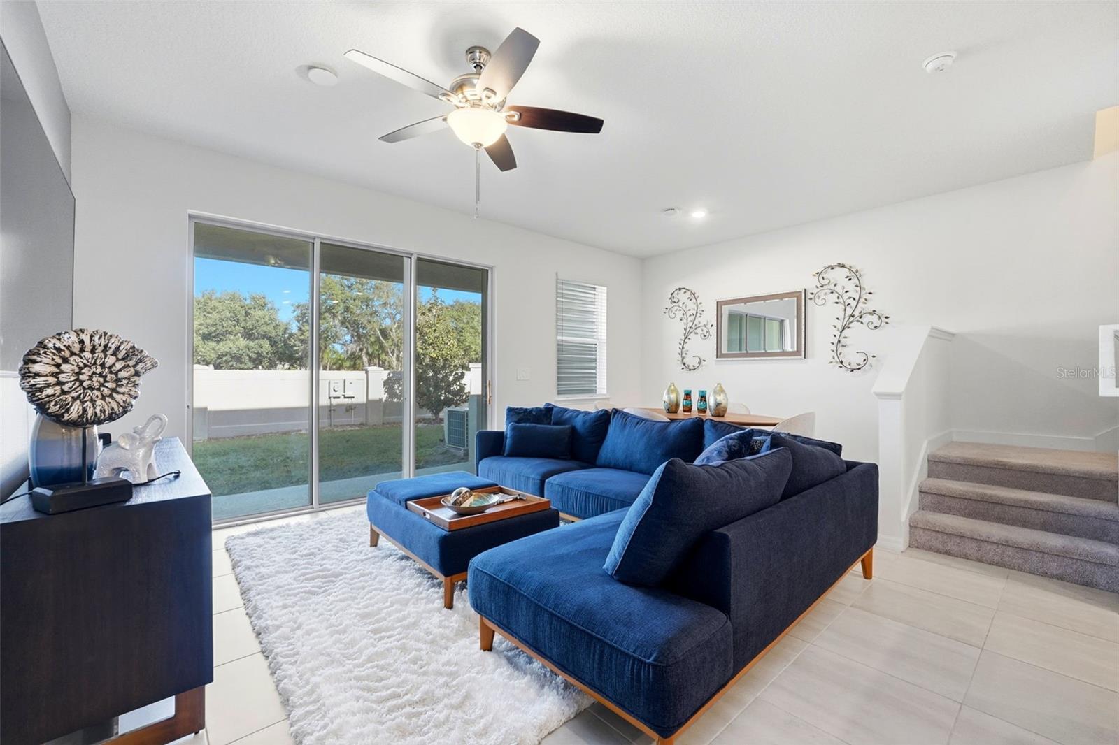 CREEKSIDE TOWNHOMES - Residential Lease