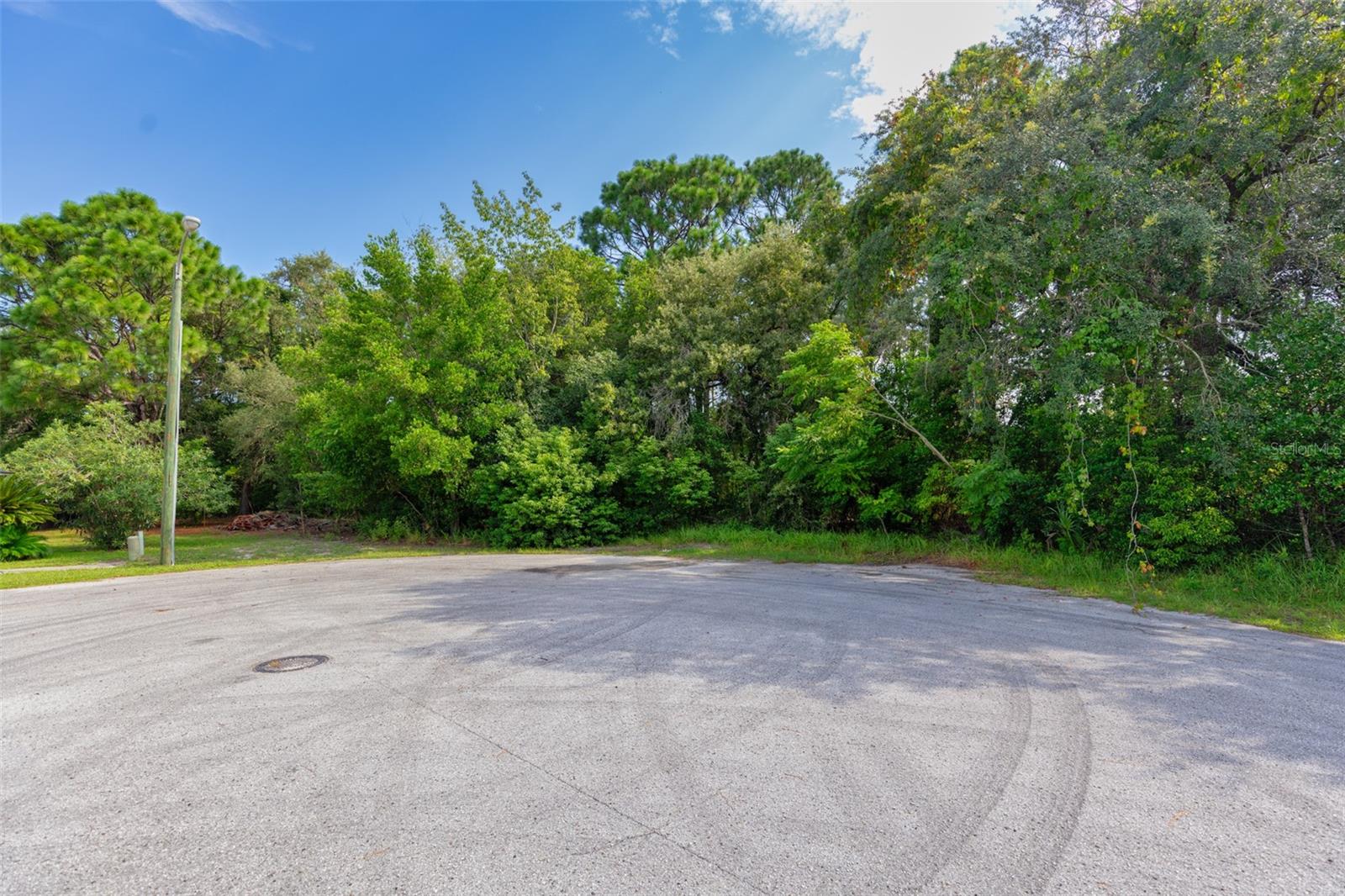 . LAKEVIEW COURT