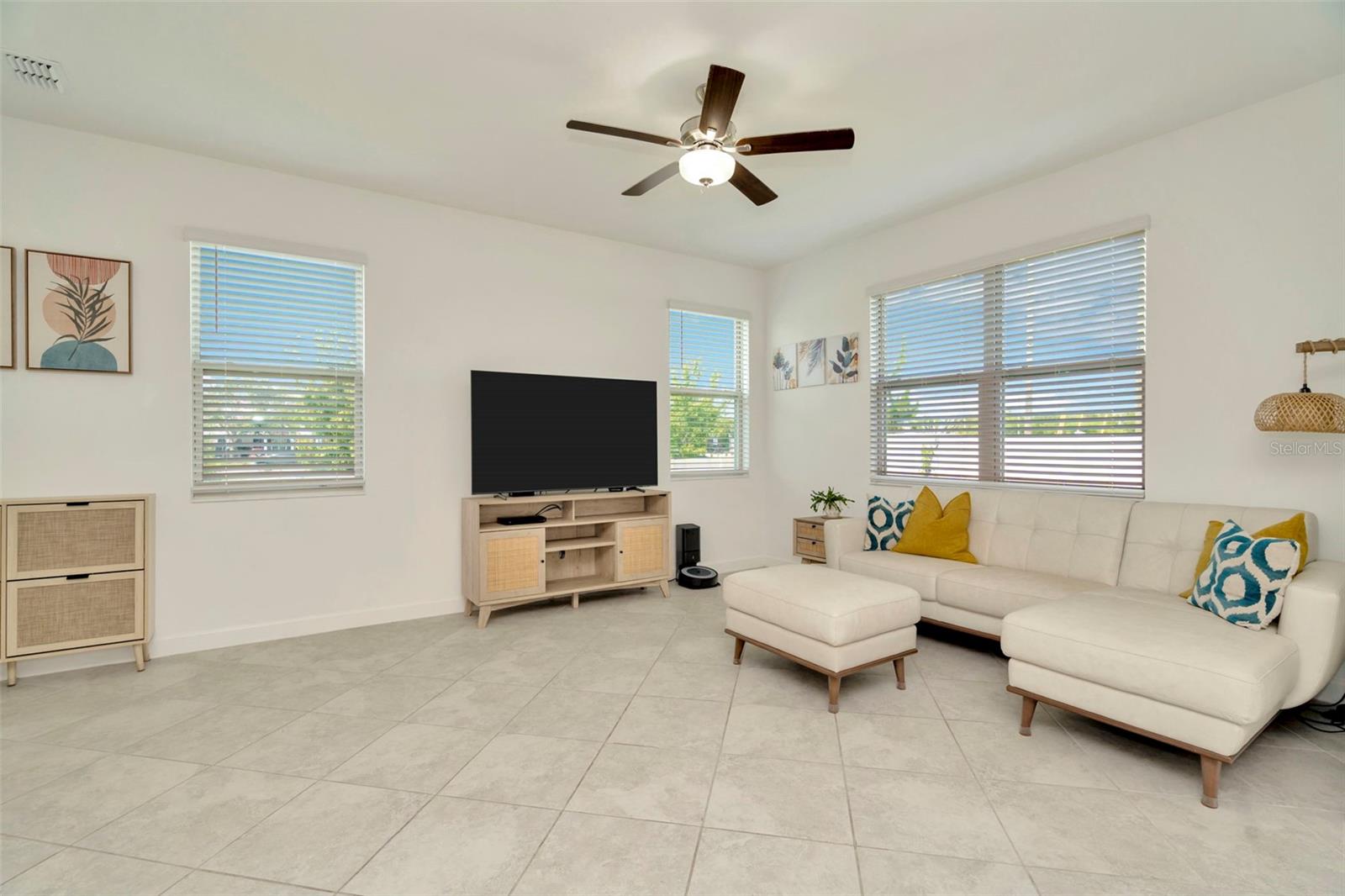 3228 BRYANT PARK DRIVE