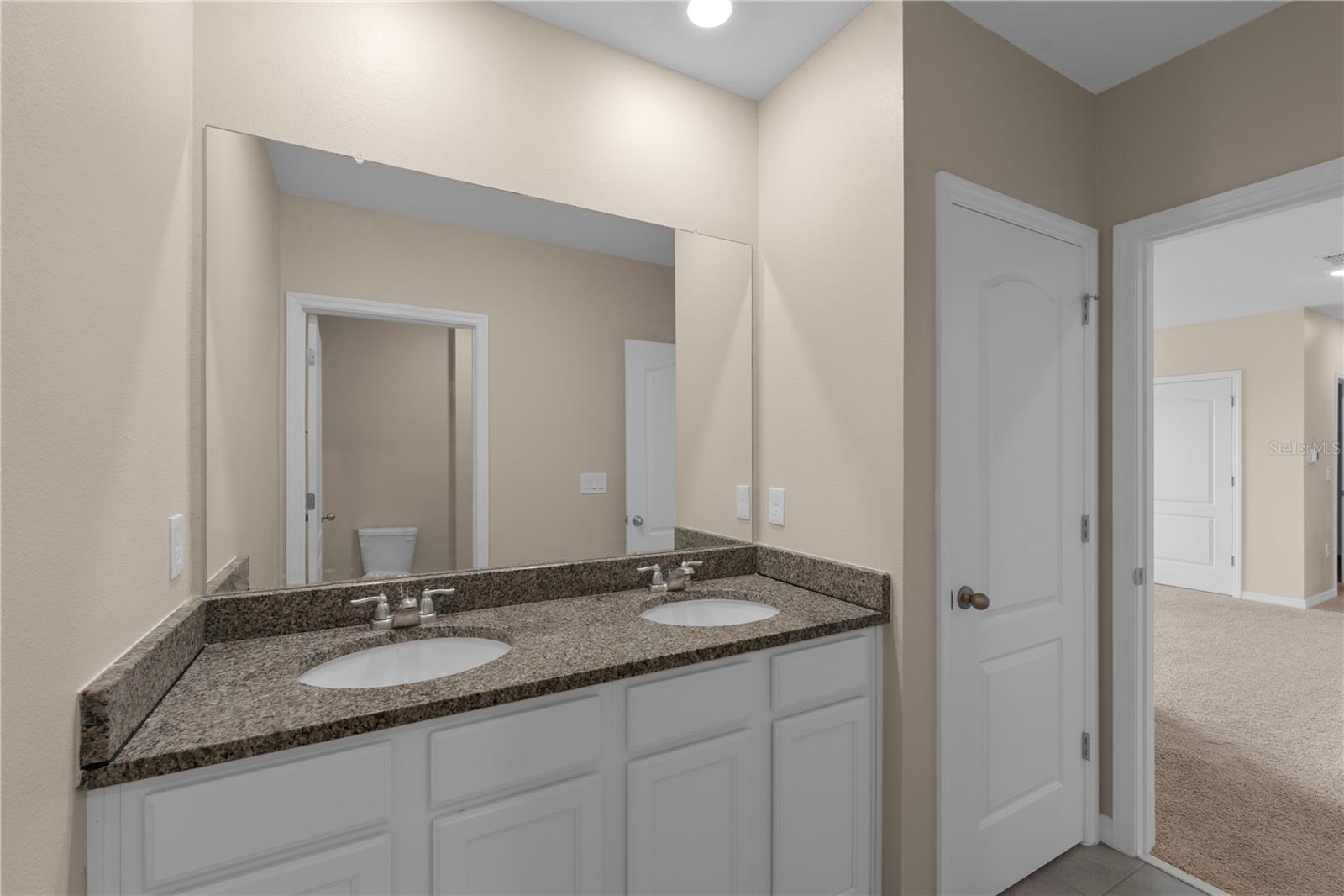 BARRINGTON - Residential Lease