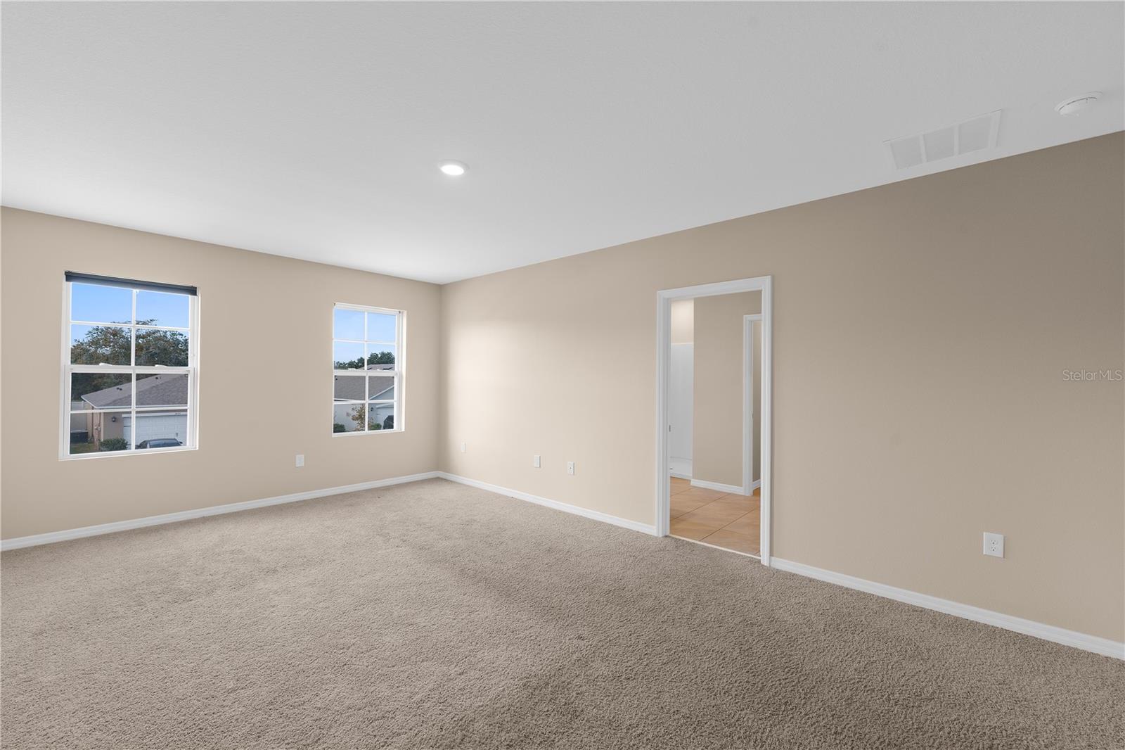 BARRINGTON - Residential Lease