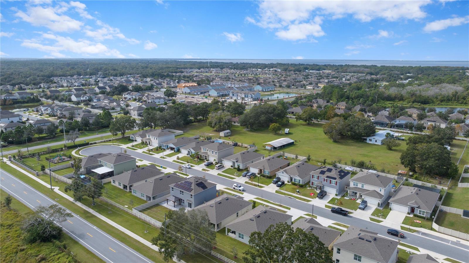 BARRINGTON - Residential Lease