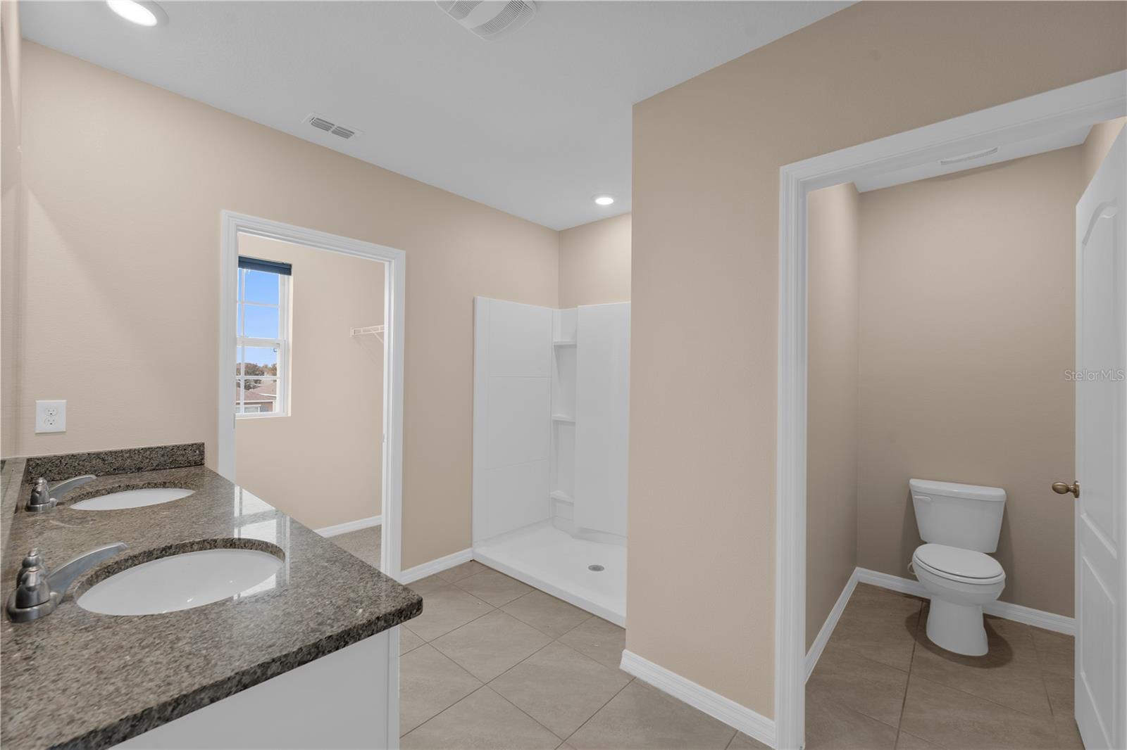 BARRINGTON - Residential Lease