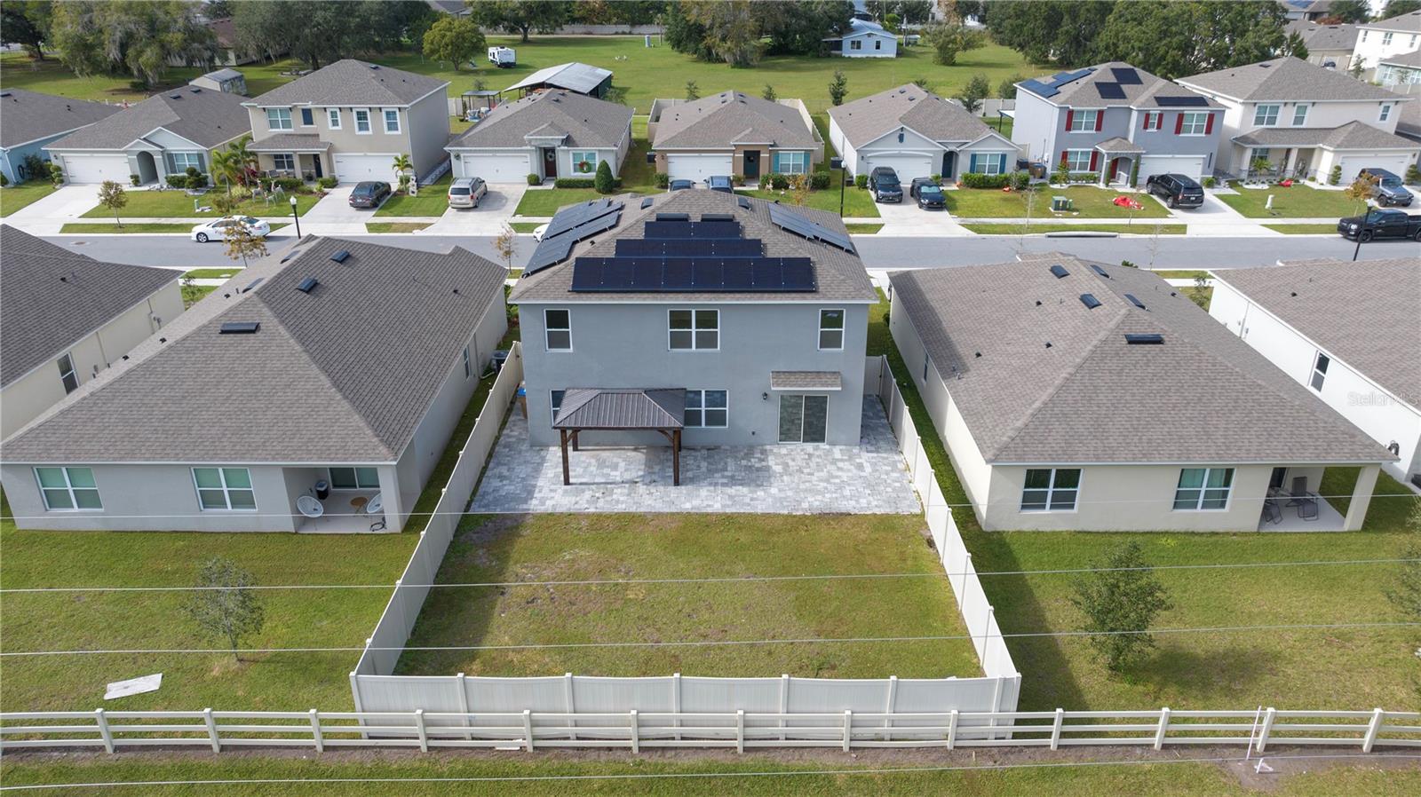 BARRINGTON - Residential Lease