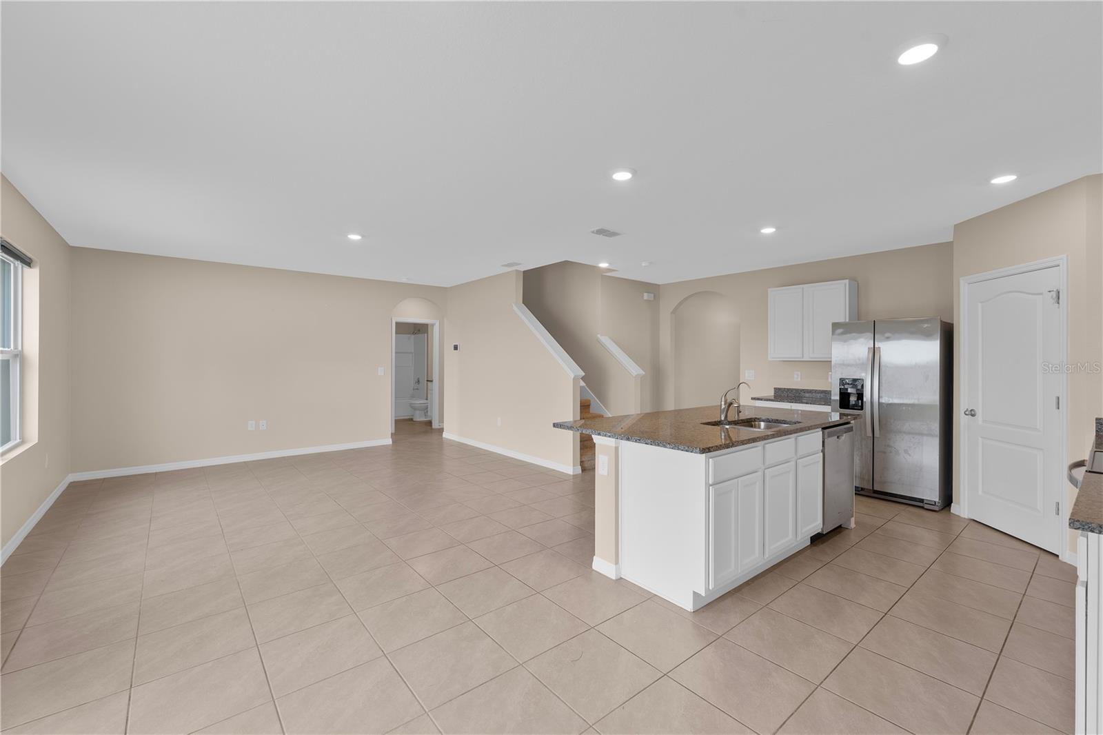 BARRINGTON - Residential Lease