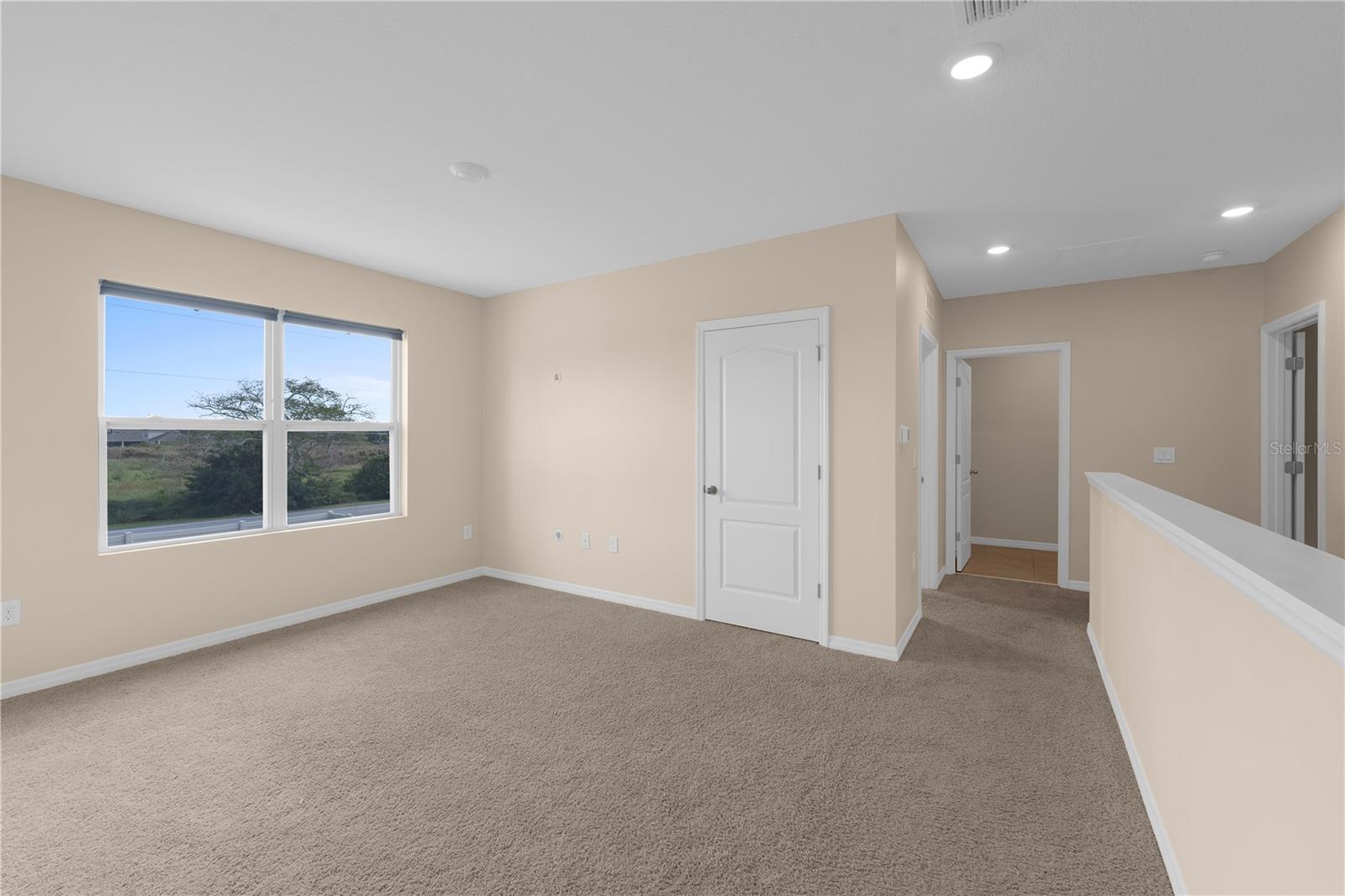 BARRINGTON - Residential Lease