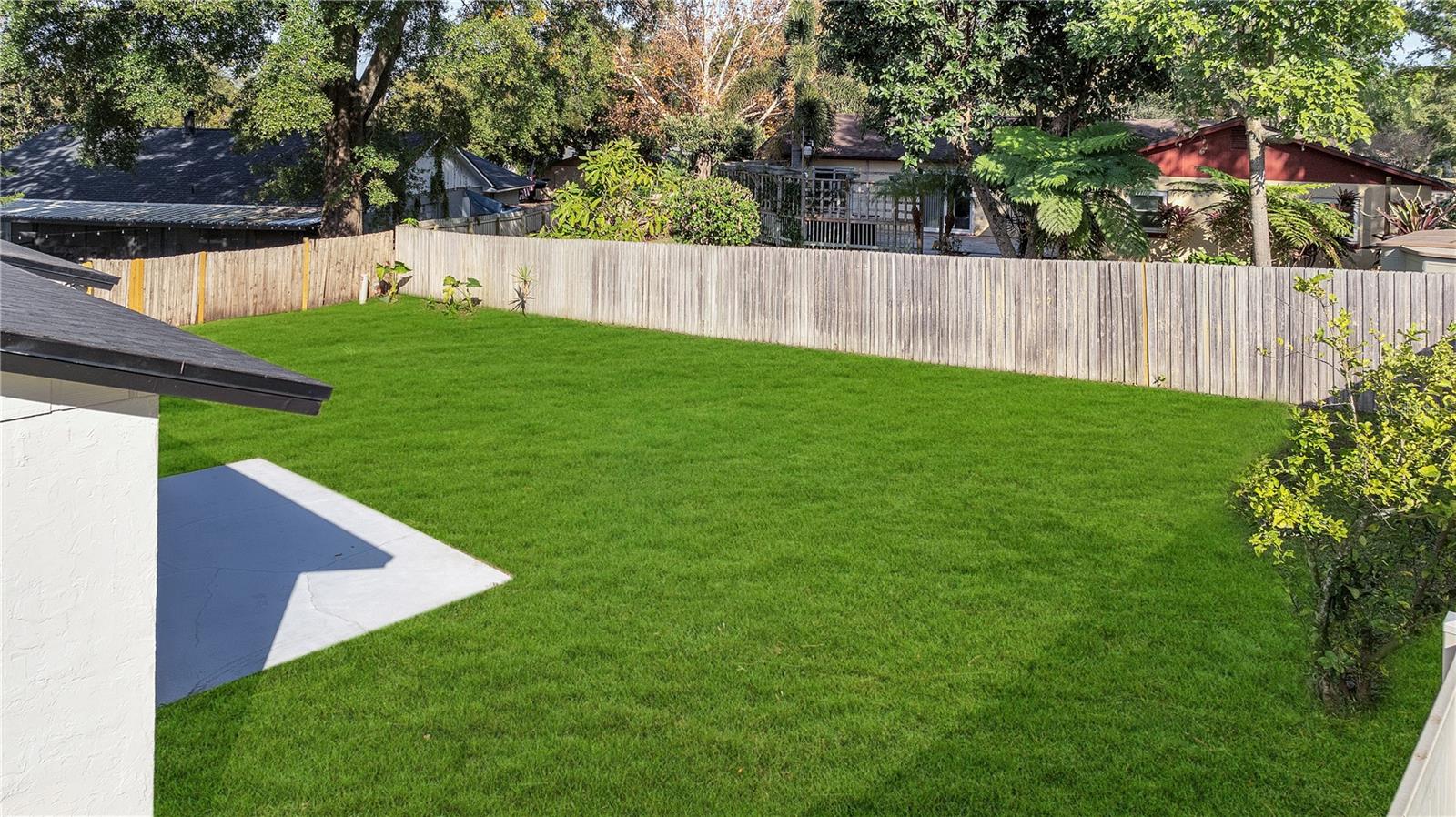 BARCLAY WOODS 1ST ADD - Residential Lease