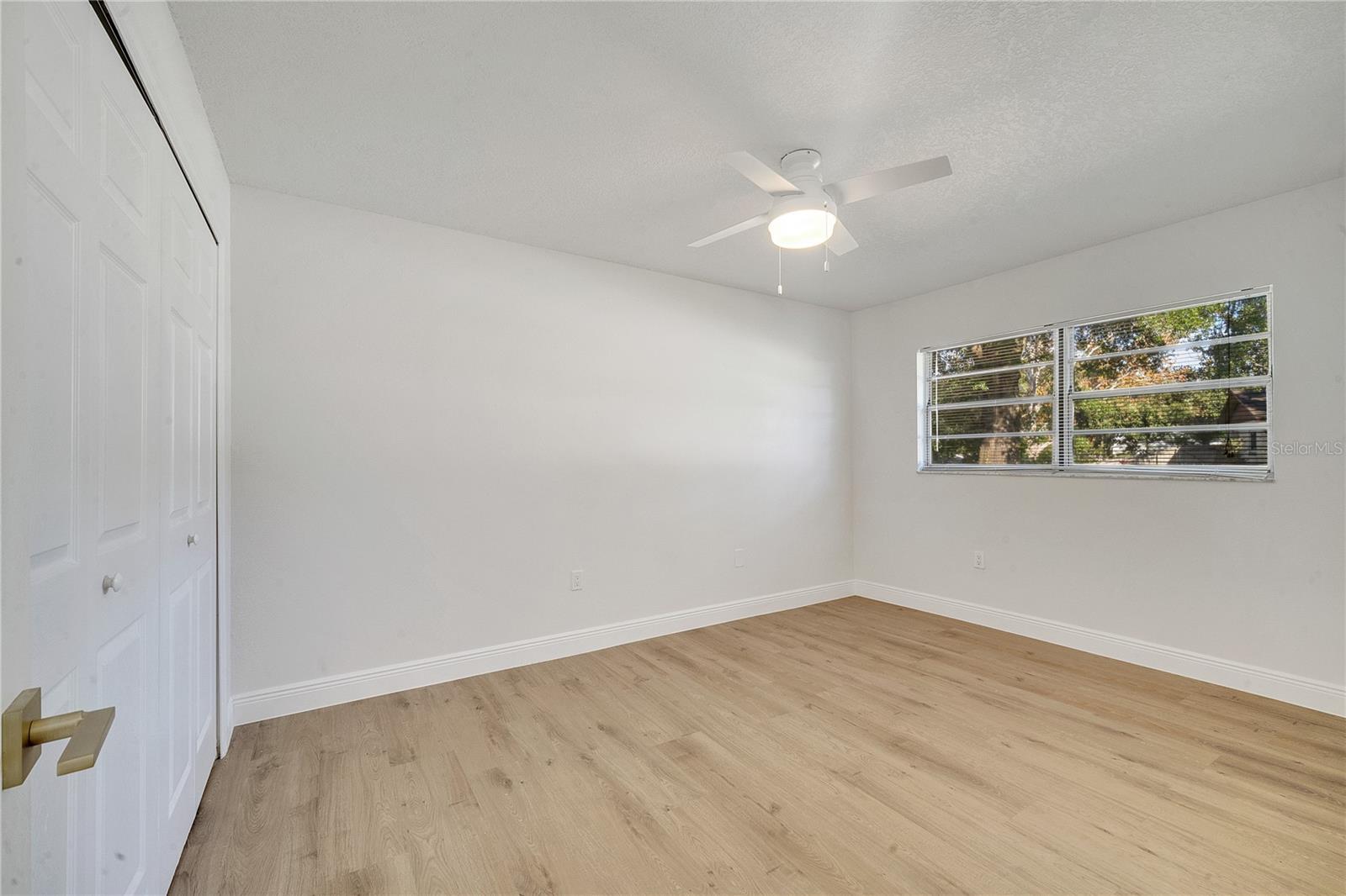 BARCLAY WOODS 1ST ADD - Residential Lease