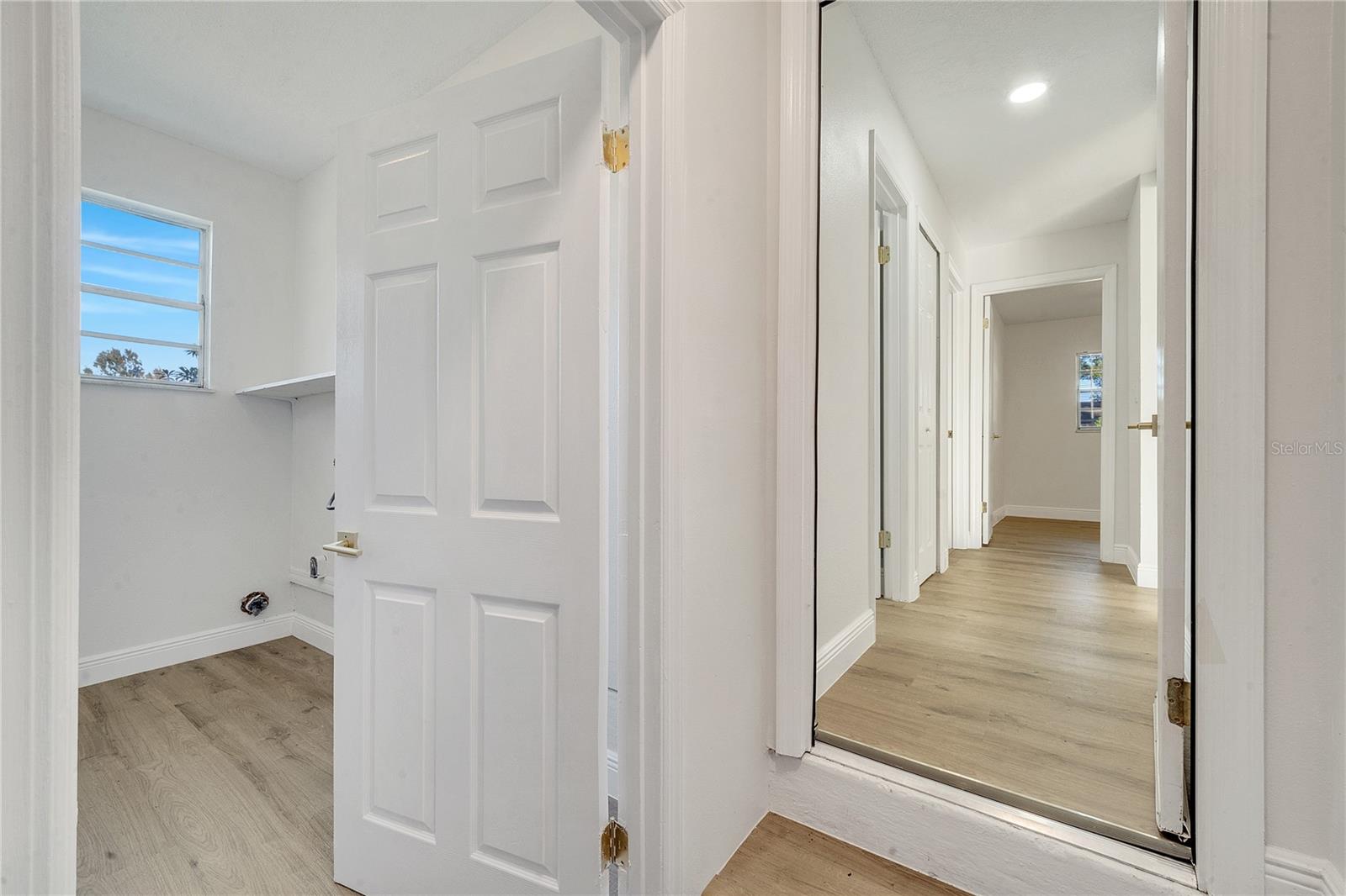 BARCLAY WOODS 1ST ADD - Residential Lease