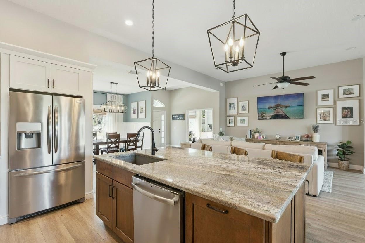 LAKE BEAUCLAIRE SUB - Residential