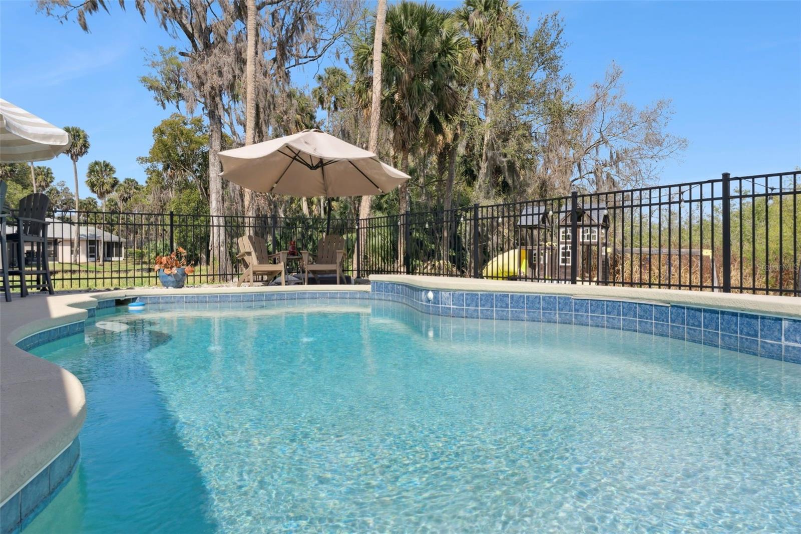 LAKE BEAUCLAIRE SUB - Residential