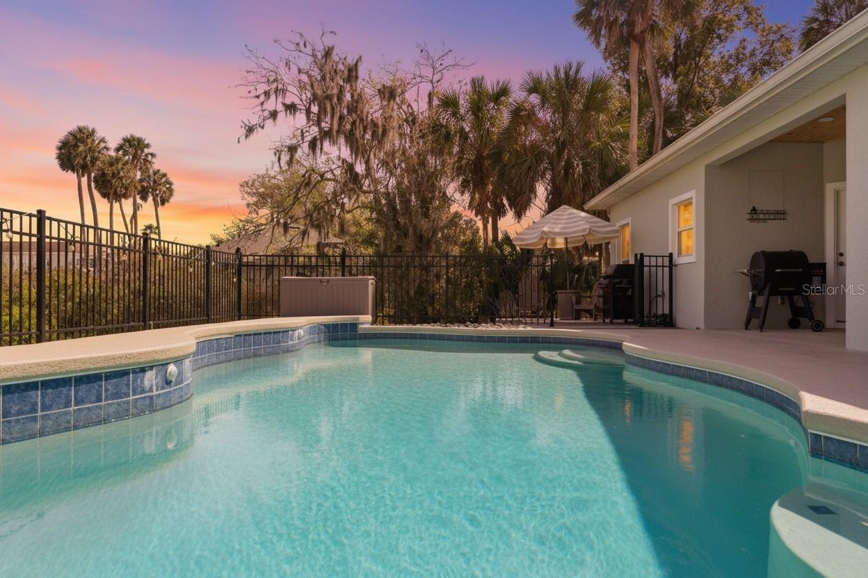 LAKE BEAUCLAIRE SUB - Residential