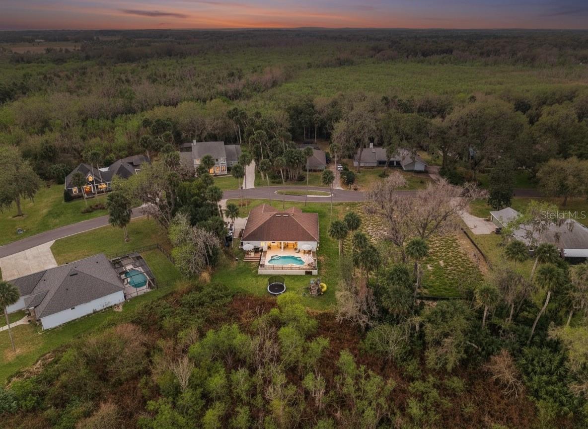 LAKE BEAUCLAIRE SUB - Residential