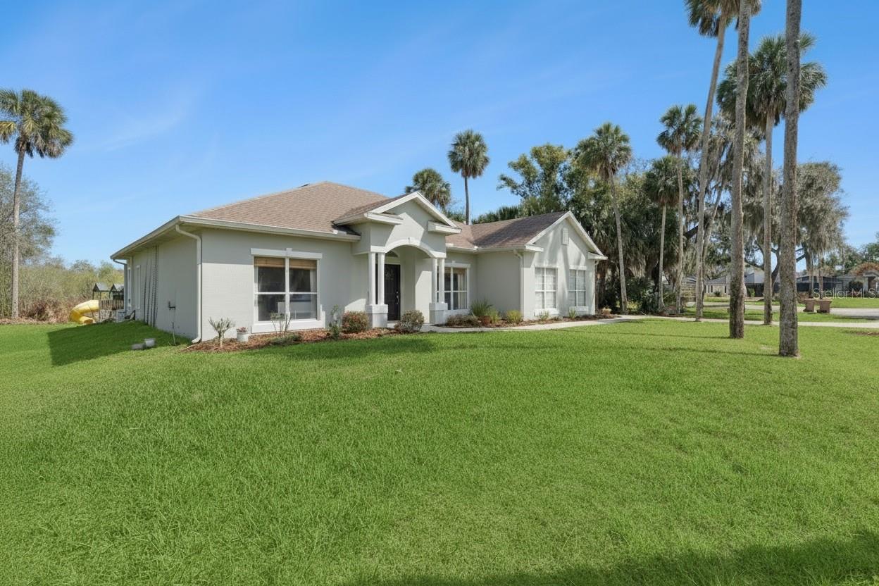 LAKE BEAUCLAIRE SUB - Residential