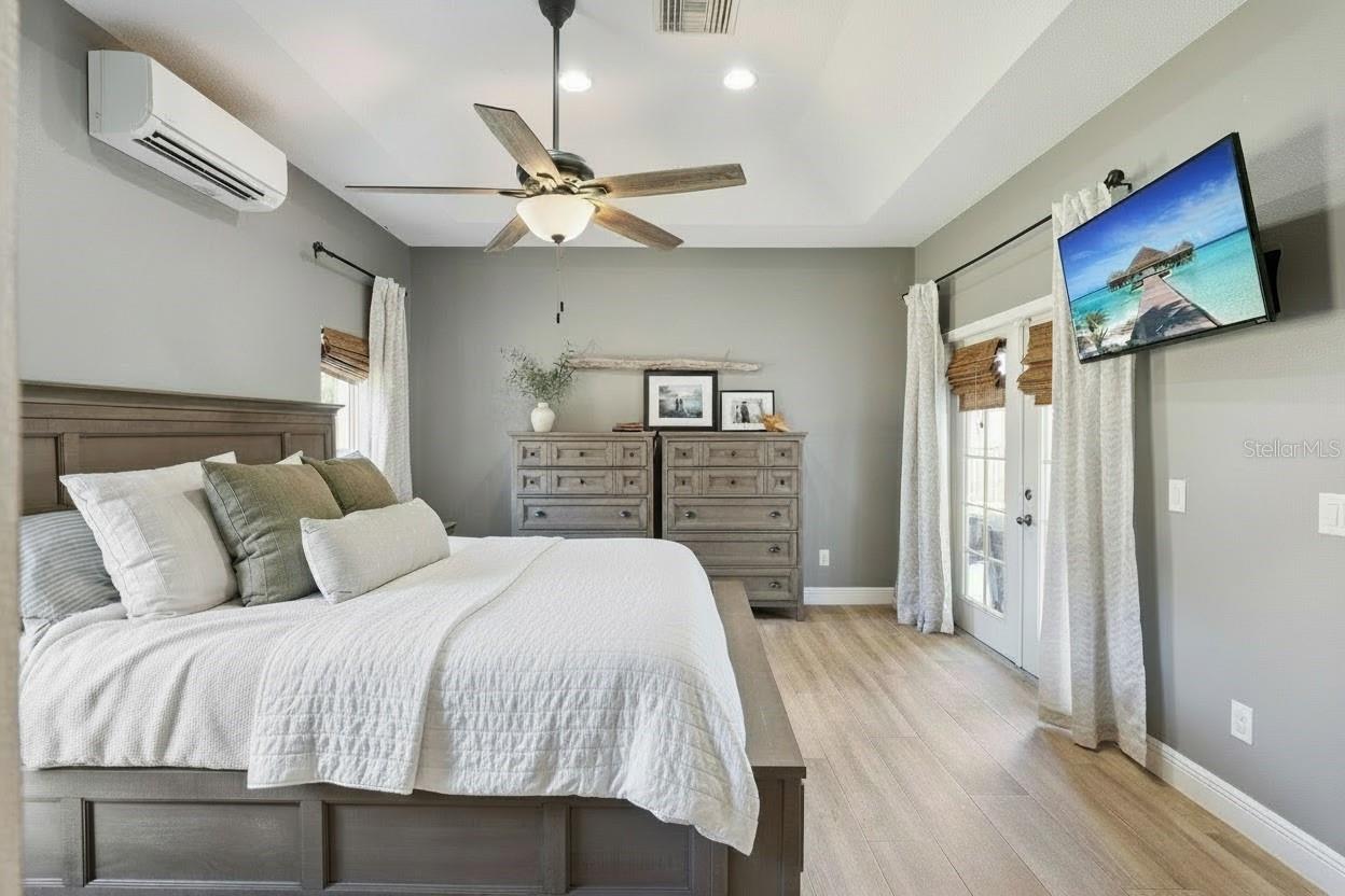 LAKE BEAUCLAIRE SUB - Residential