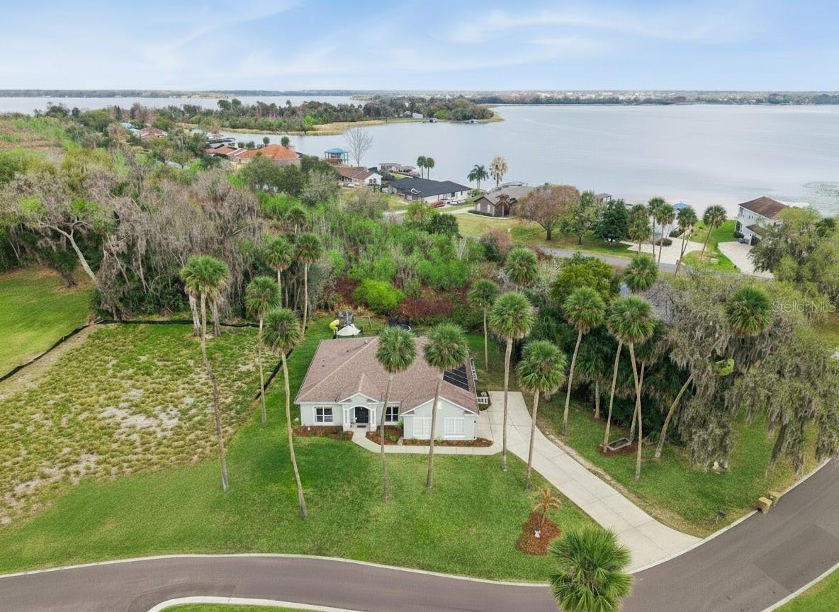 LAKE BEAUCLAIRE SUB - Residential