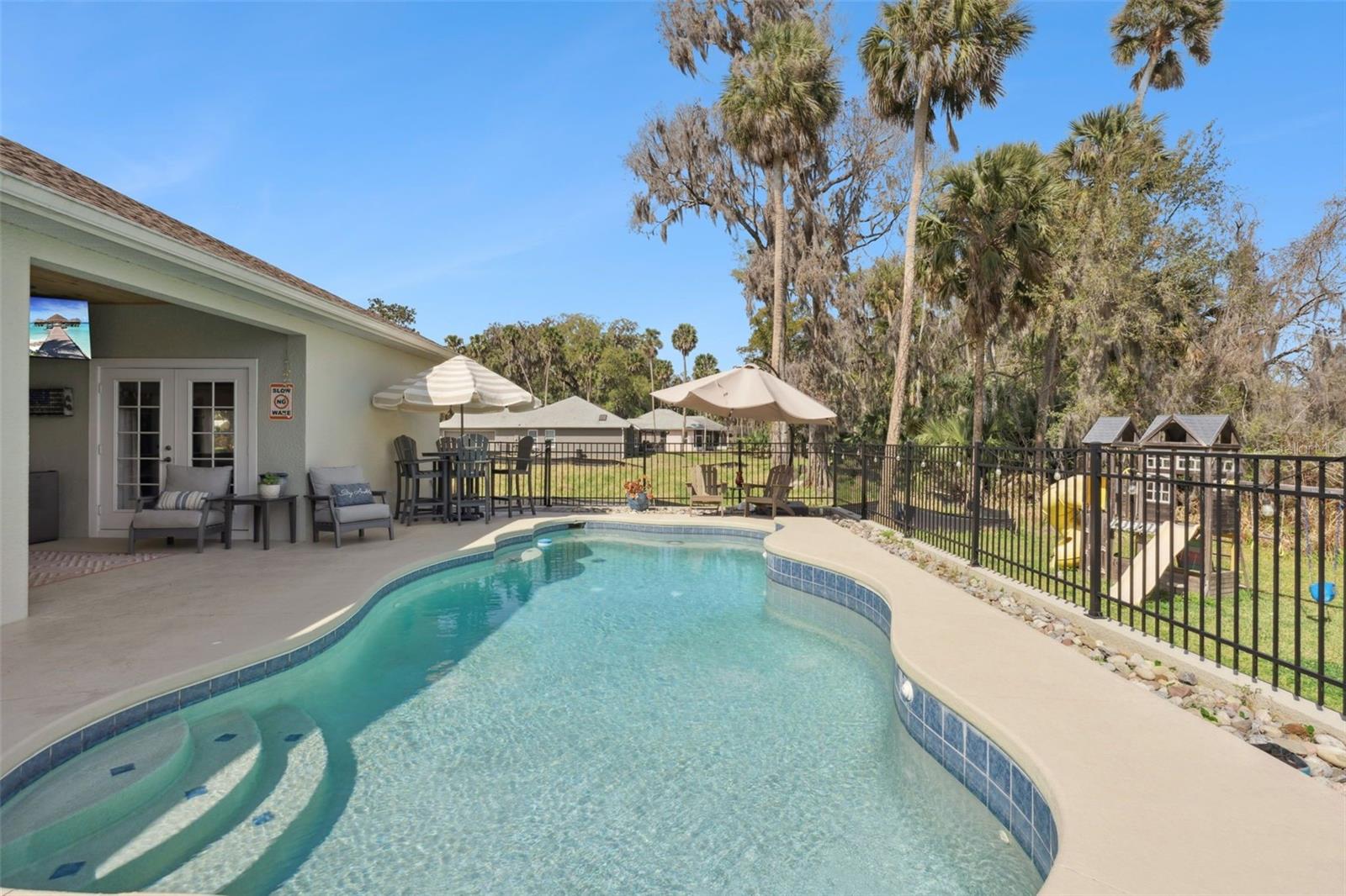 LAKE BEAUCLAIRE SUB - Residential