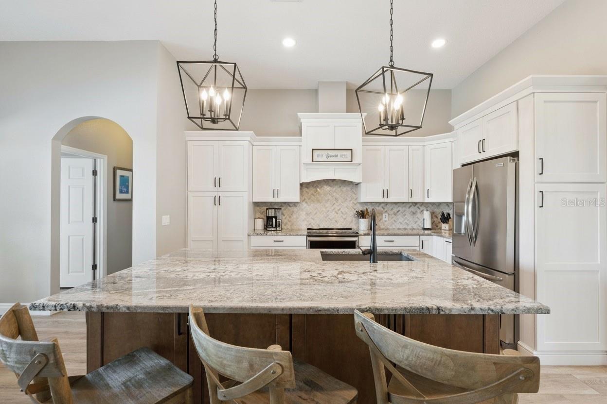 LAKE BEAUCLAIRE SUB - Residential