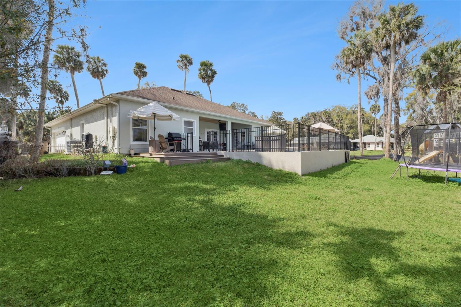 LAKE BEAUCLAIRE SUB - Residential