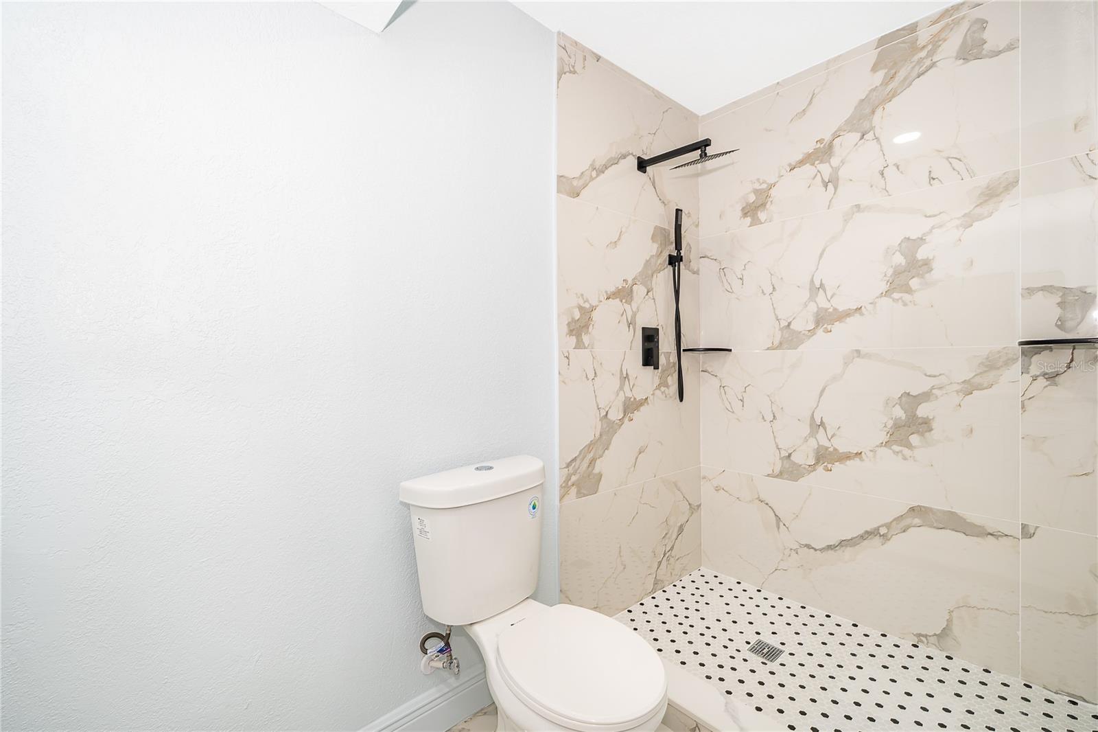 HIGHLAND HILLS - Residential