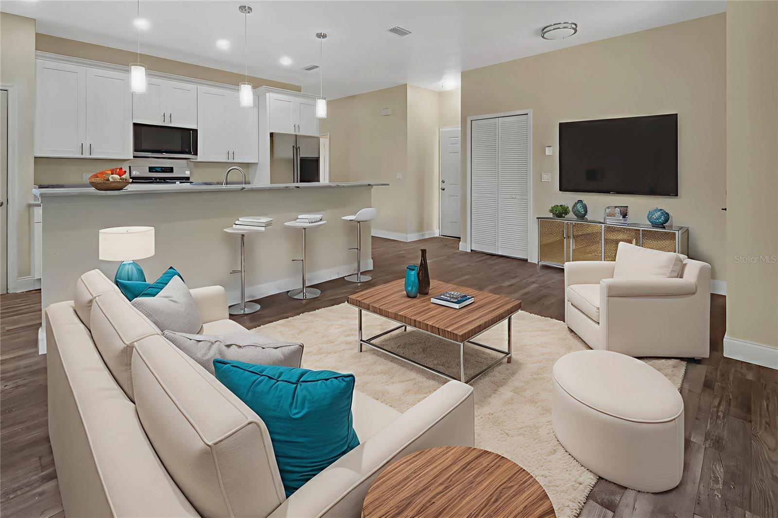 531 N LINCOLN STREET