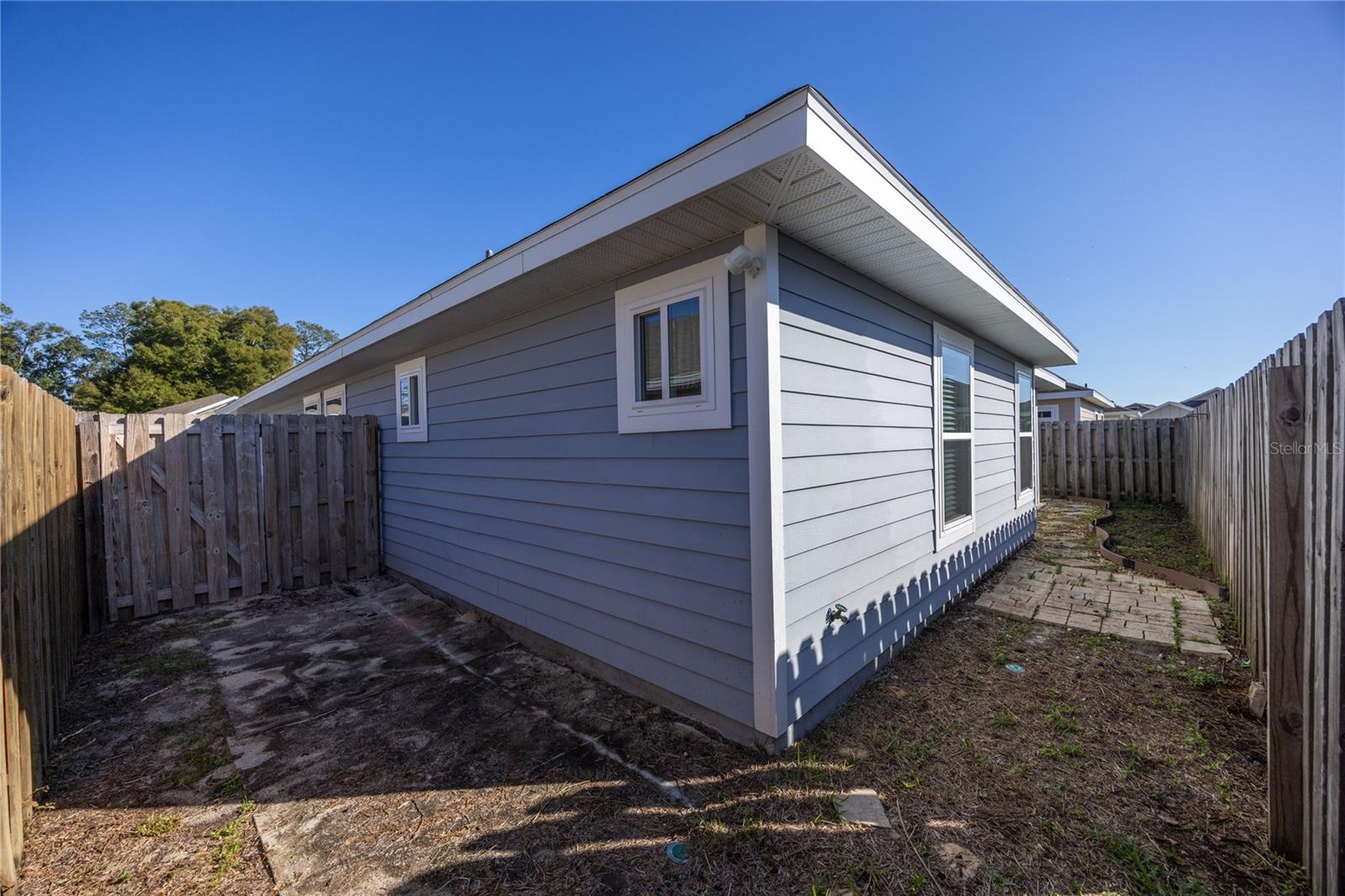 OAK VIEW VILLAGE - Residential