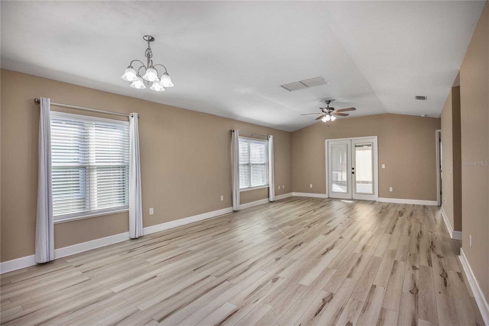 OAK VIEW VILLAGE - Residential