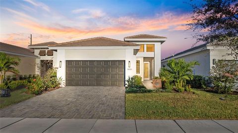 Photo of 18324 Rockport Place, Lakewood Ranch, FL 34211 (MLS # W7883552)