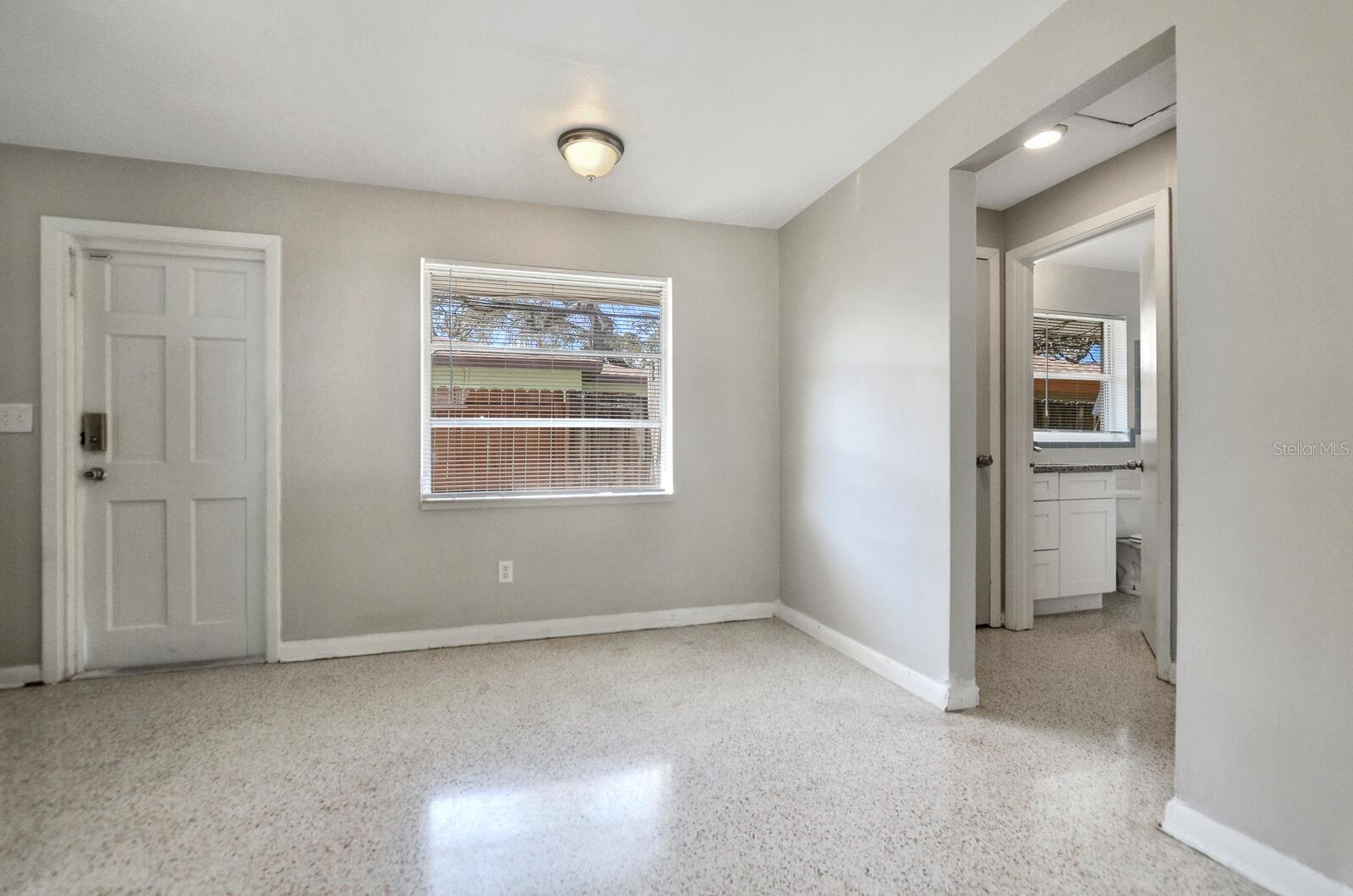 LAKEVIEW HEIGHTS - Residential Income