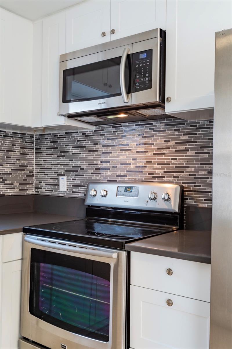 LAKEVIEW HEIGHTS - Residential Income