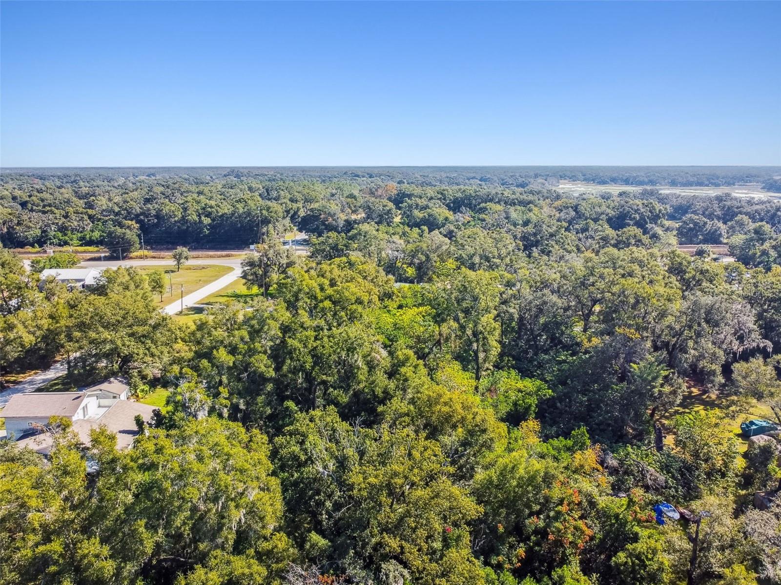 TUCKERS R/R ADD - Land