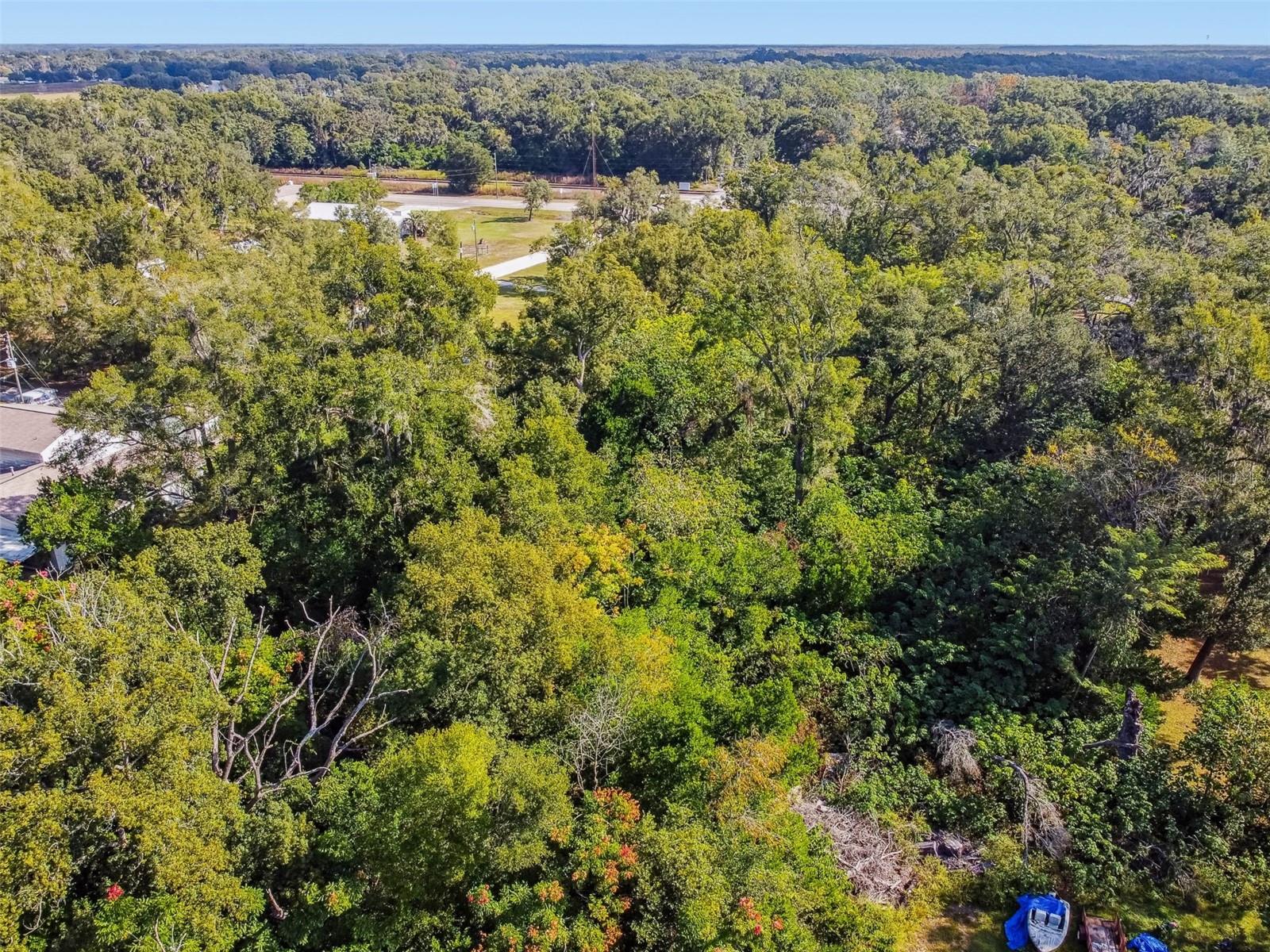 TUCKERS R/R ADD - Land