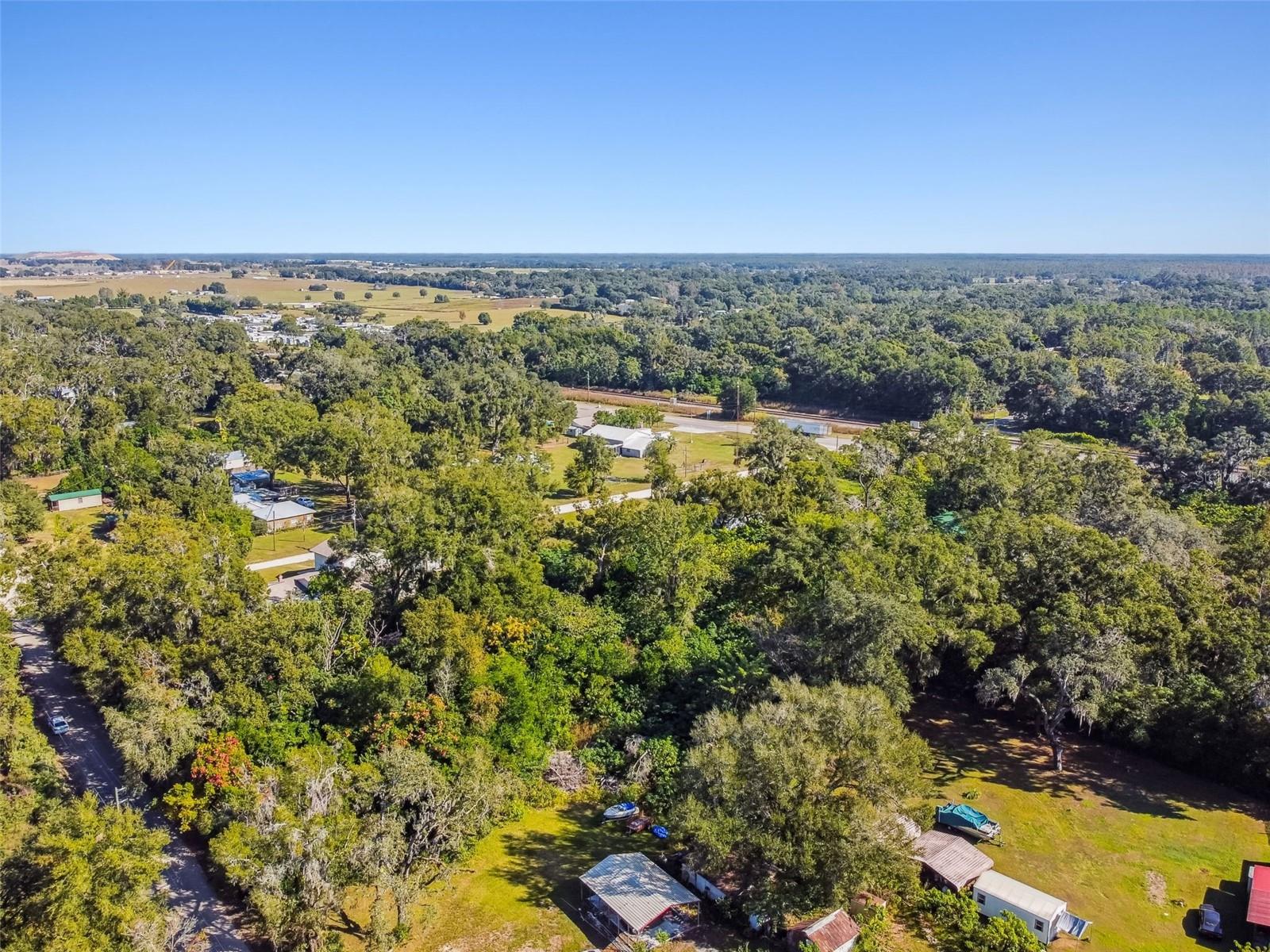 TUCKERS R/R ADD - Land