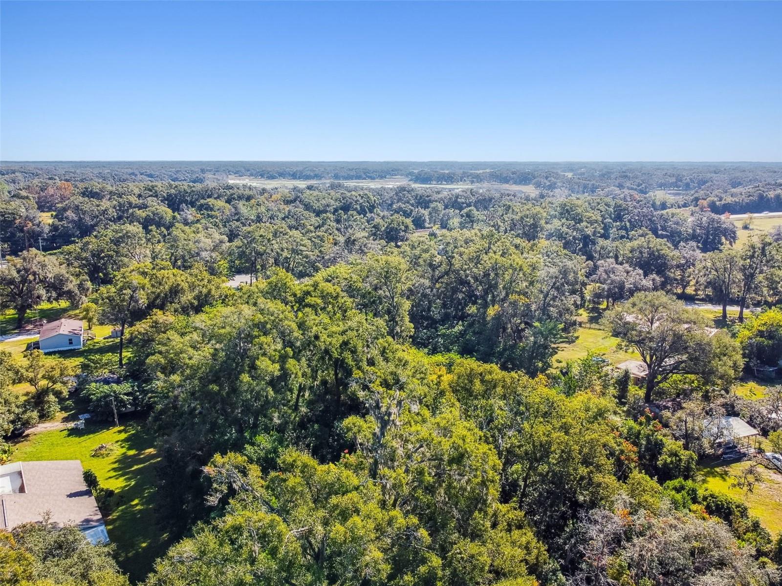 TUCKERS R/R ADD - Land