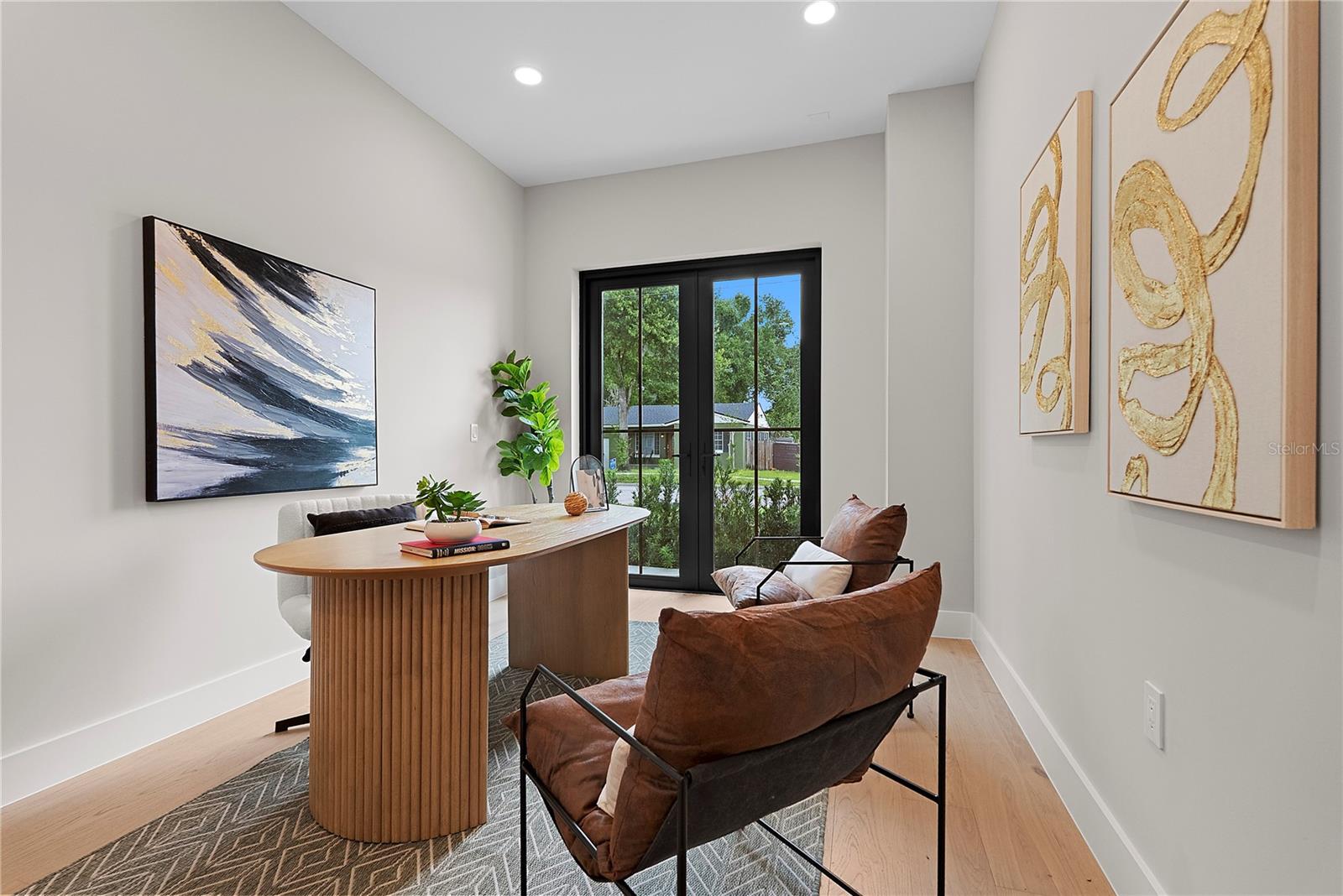 EASTWOOD - Residential