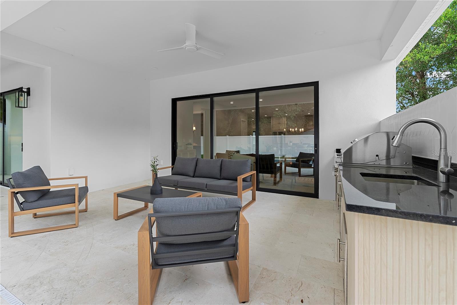 EASTWOOD - Residential