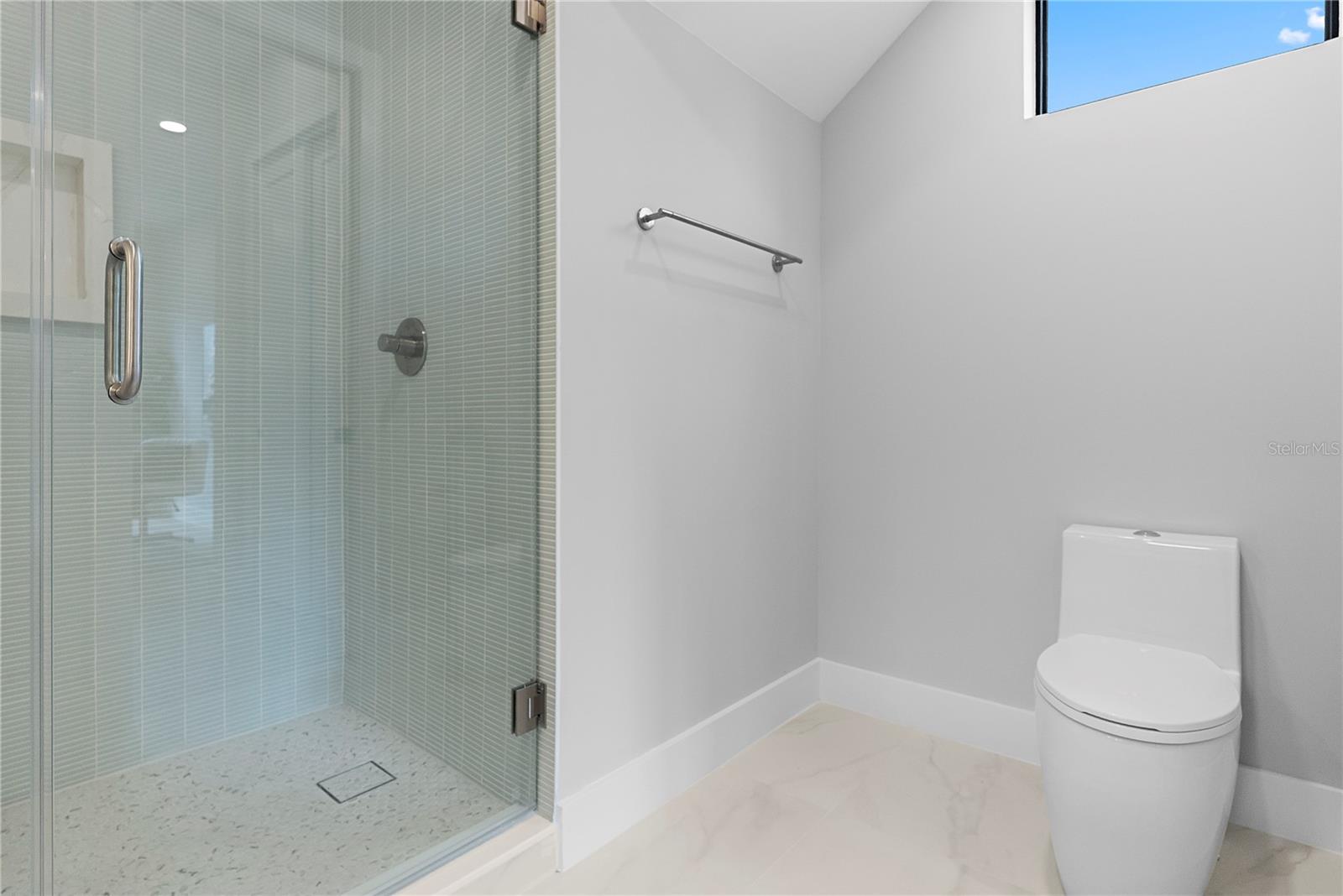EASTWOOD - Residential