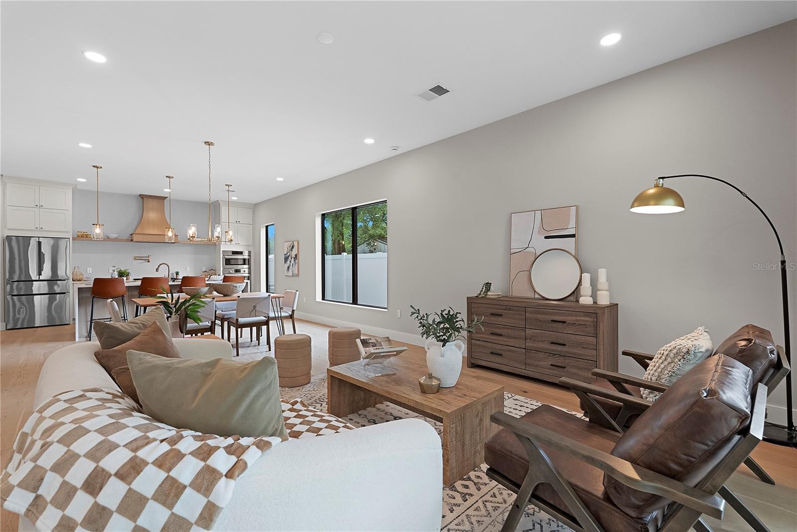 EASTWOOD - Residential