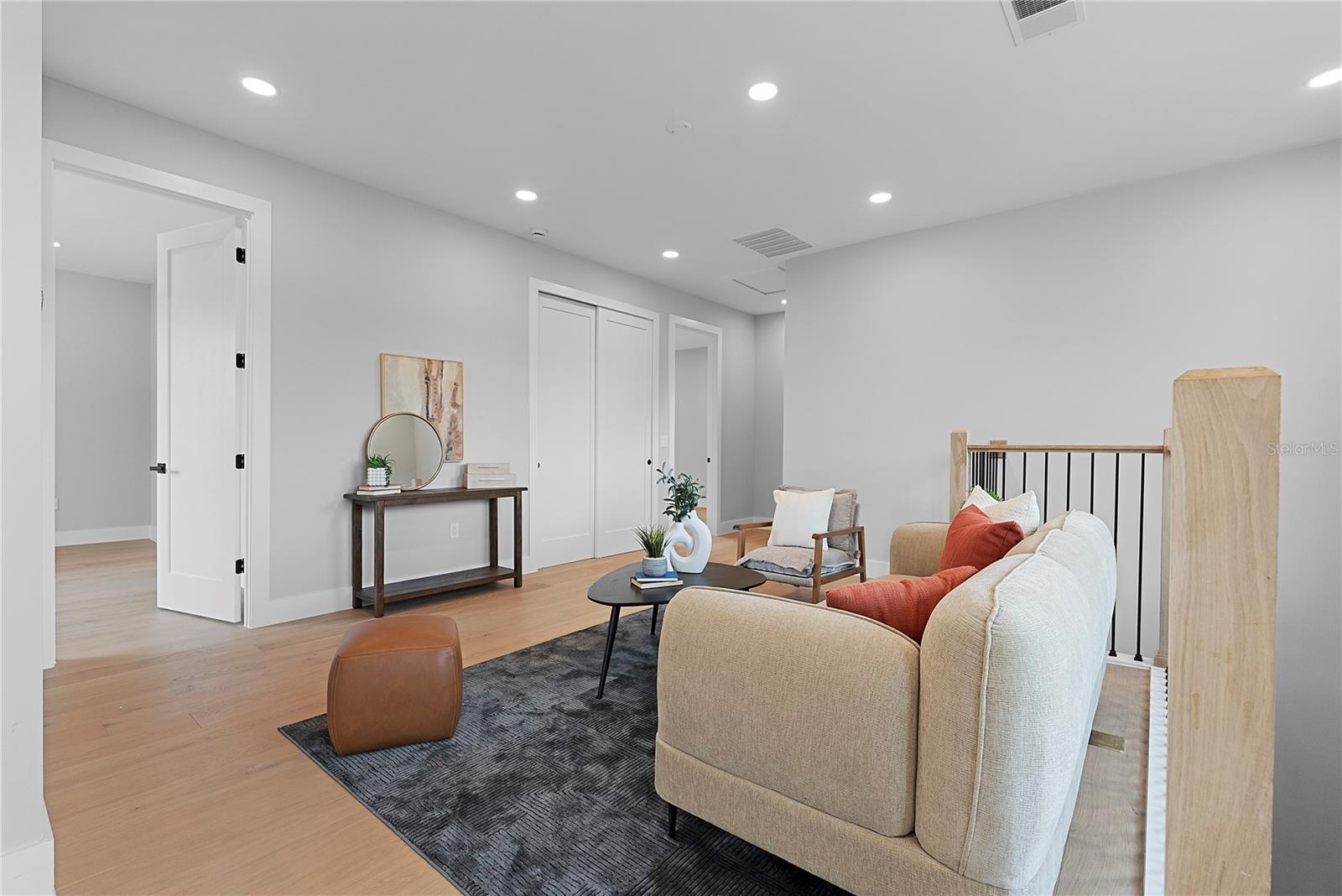EASTWOOD - Residential