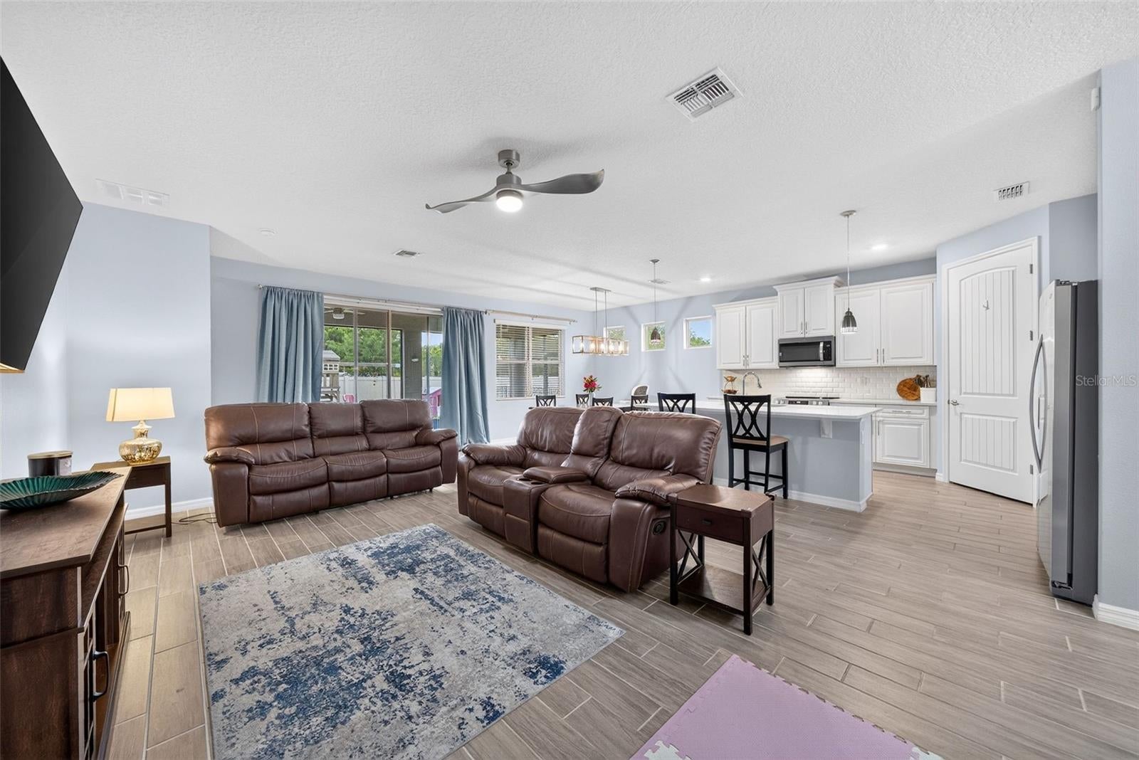 1446 SAVOY LANE
