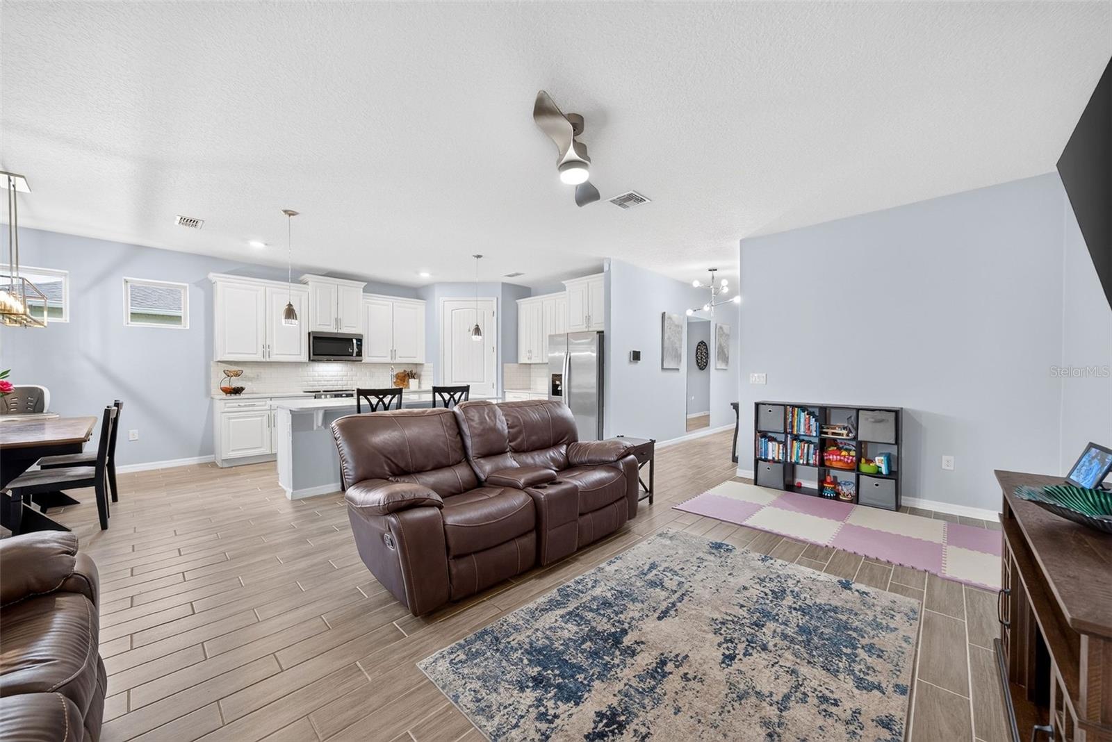1446 SAVOY LANE